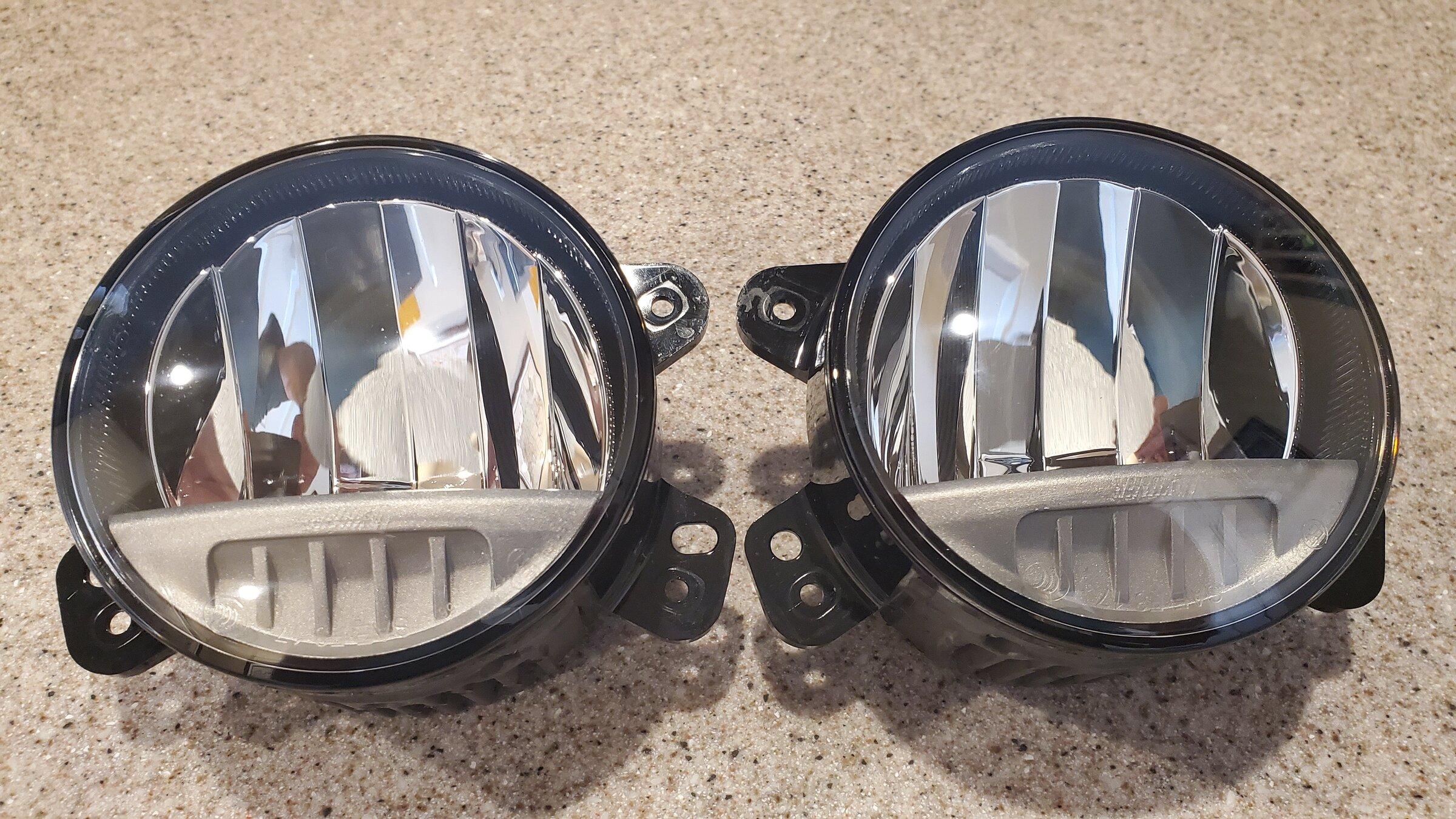Jeep Gladiator Mopar OEM LED Fog Lights $150 20210123_124623