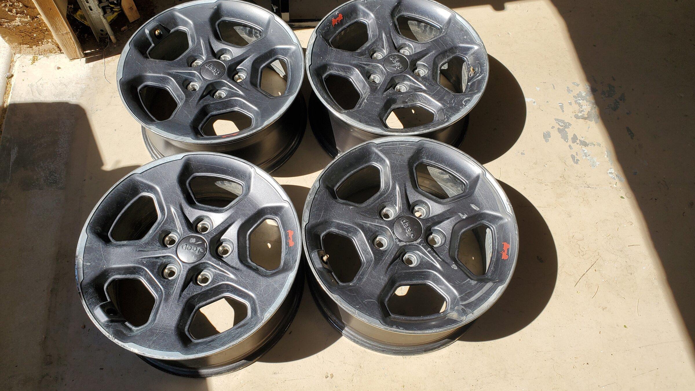 Jeep Gladiator Stock RIMS for sales $85 20220324_141311
