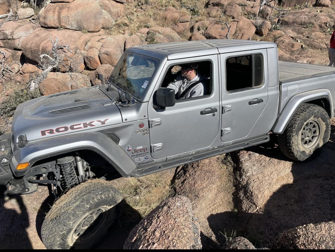 Jeep Gladiator Your Jeep's name AF85E83F-245B-4D03-AE5B-25D909A8D724_1_201_a