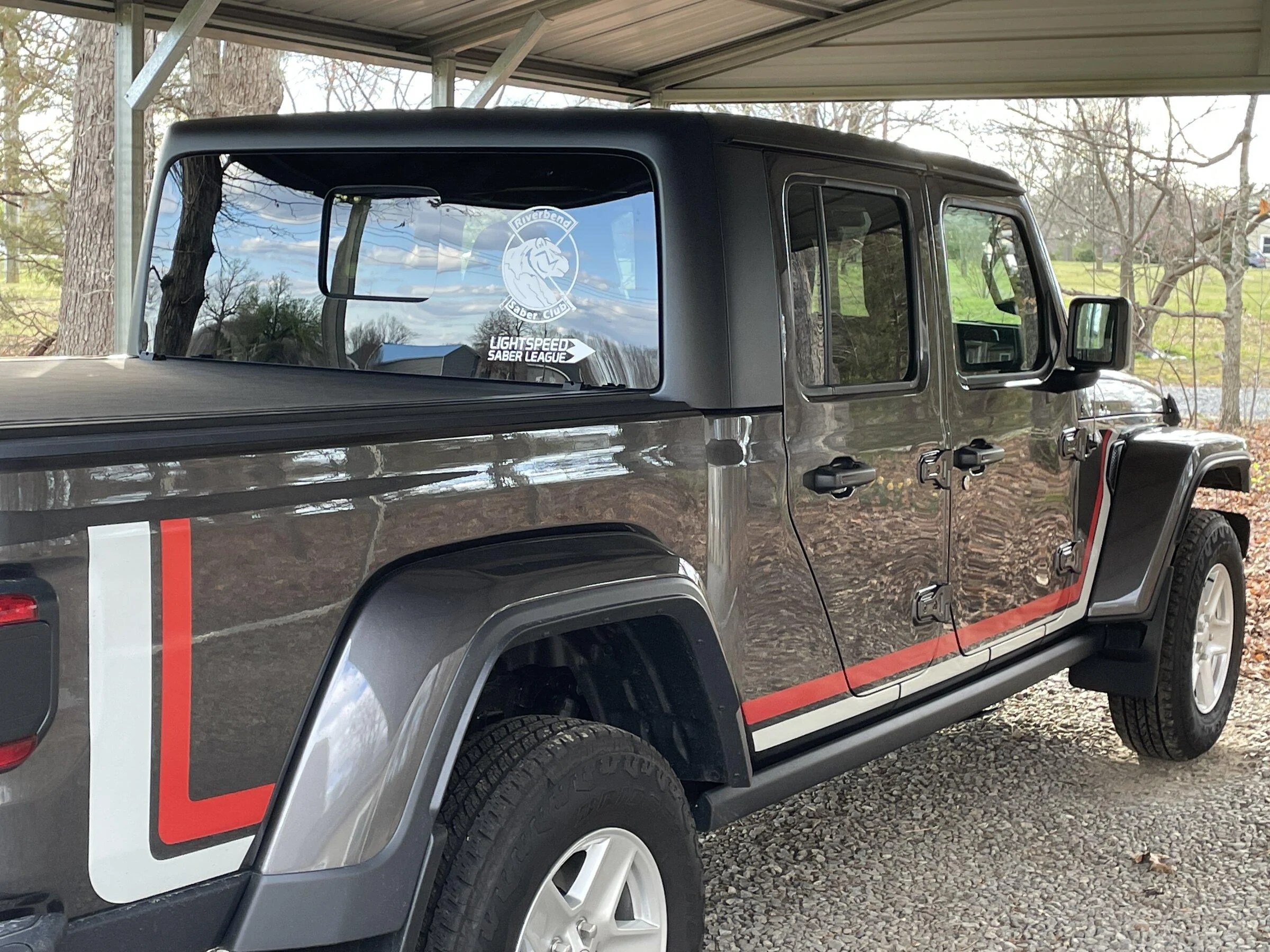 Jeep Gladiator Stickers and decal pics! E9C85DDF-9F74-4417-8199-D49F056ED417