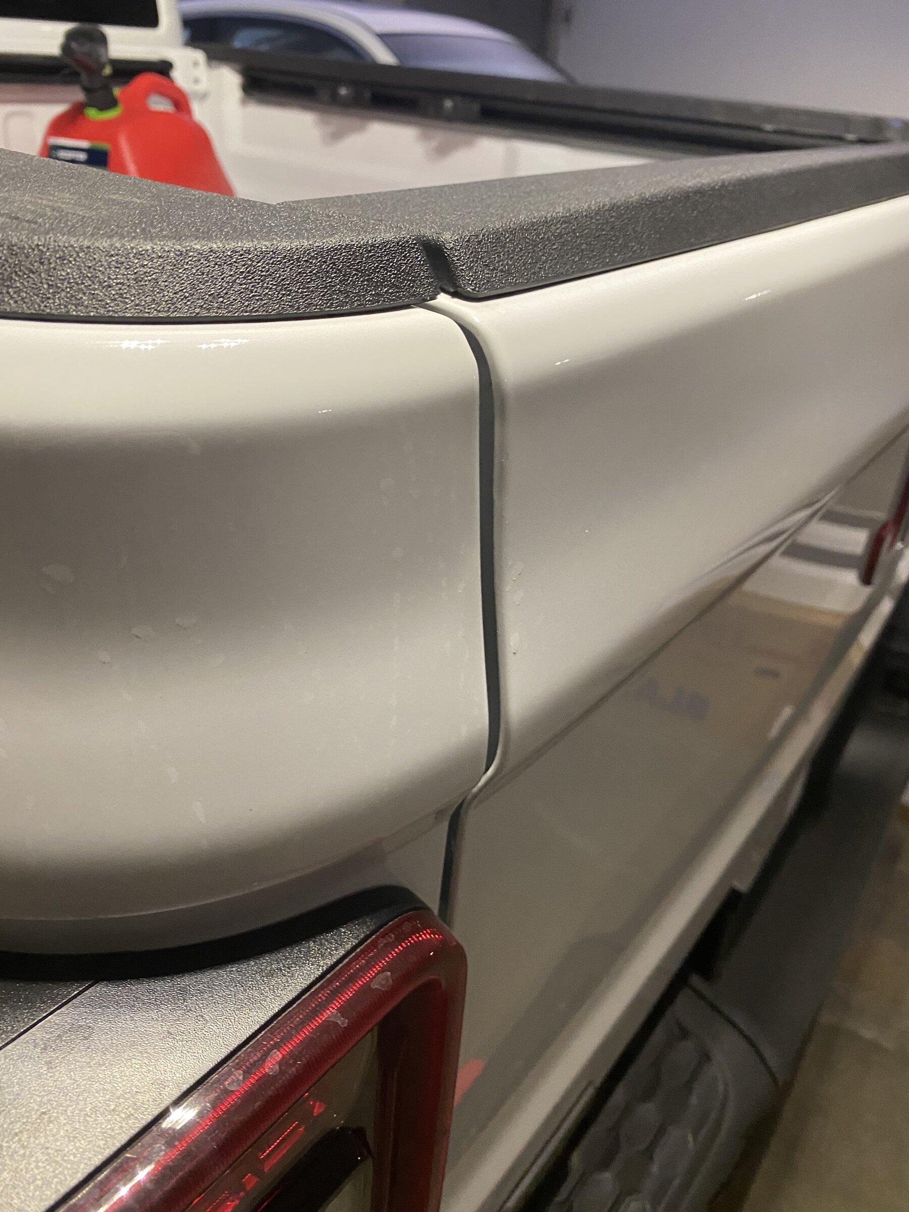 Jeep Gladiator New gladiator-tail gate bent or not tightened up? C38961FD-3795-4478-BEDD-B14A0458C652