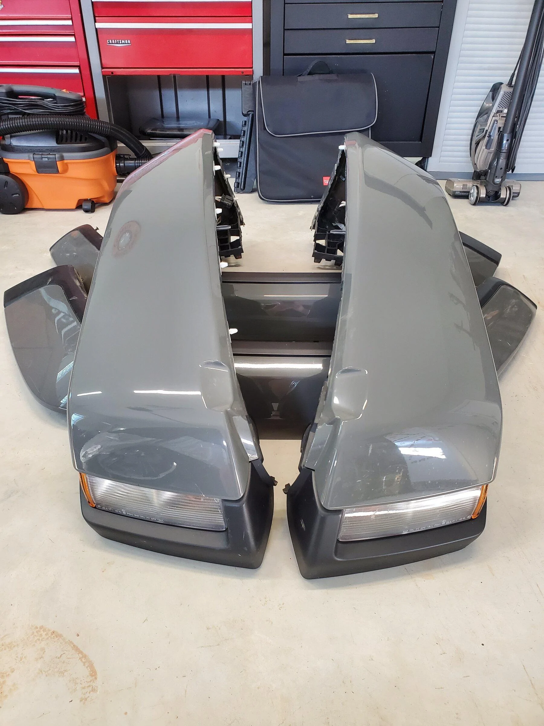 Jeep Gladiator Full set Sting Gray painted fender flares $250 20220324_174052