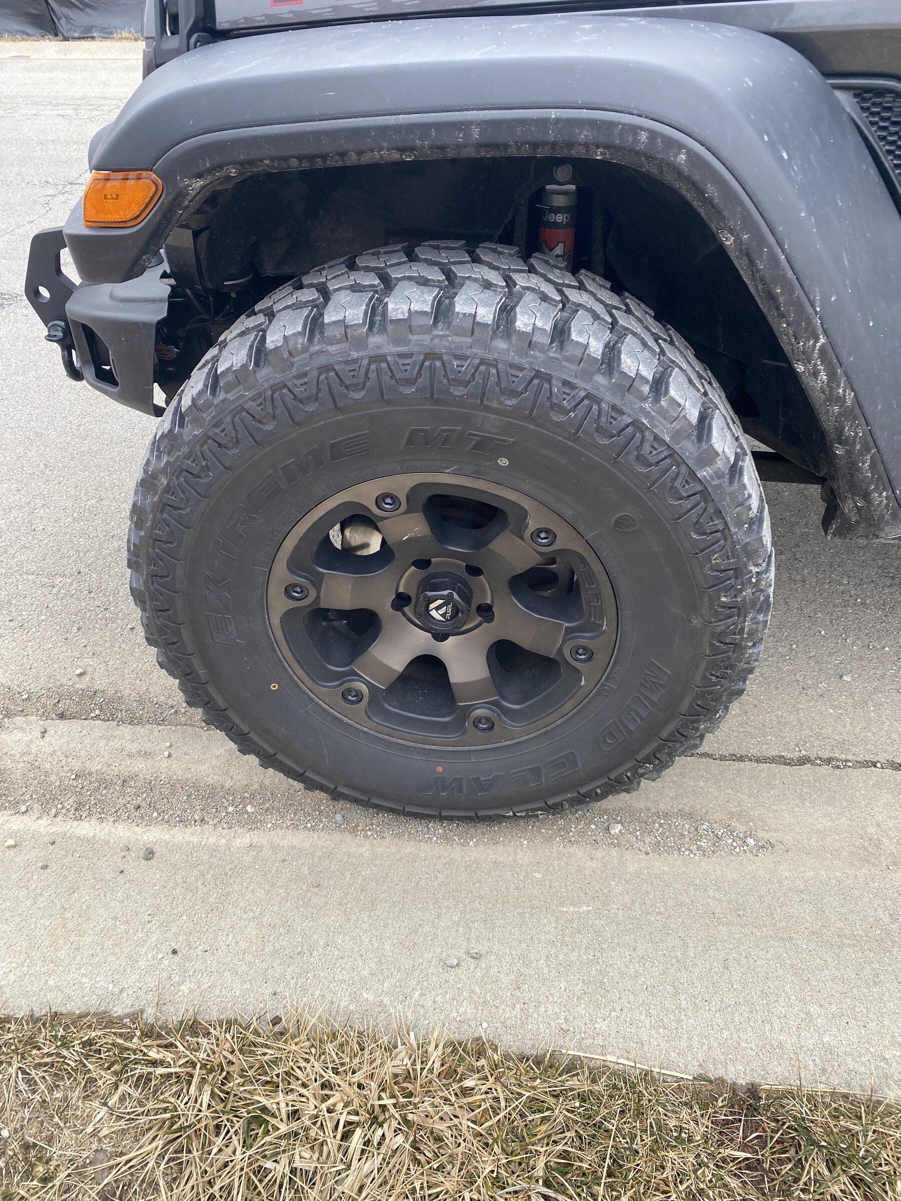 Jeep Gladiator SHOW ME YOUR WHEELS! DD38849E-A9EA-43BD-A4ED-71F198B41AF6