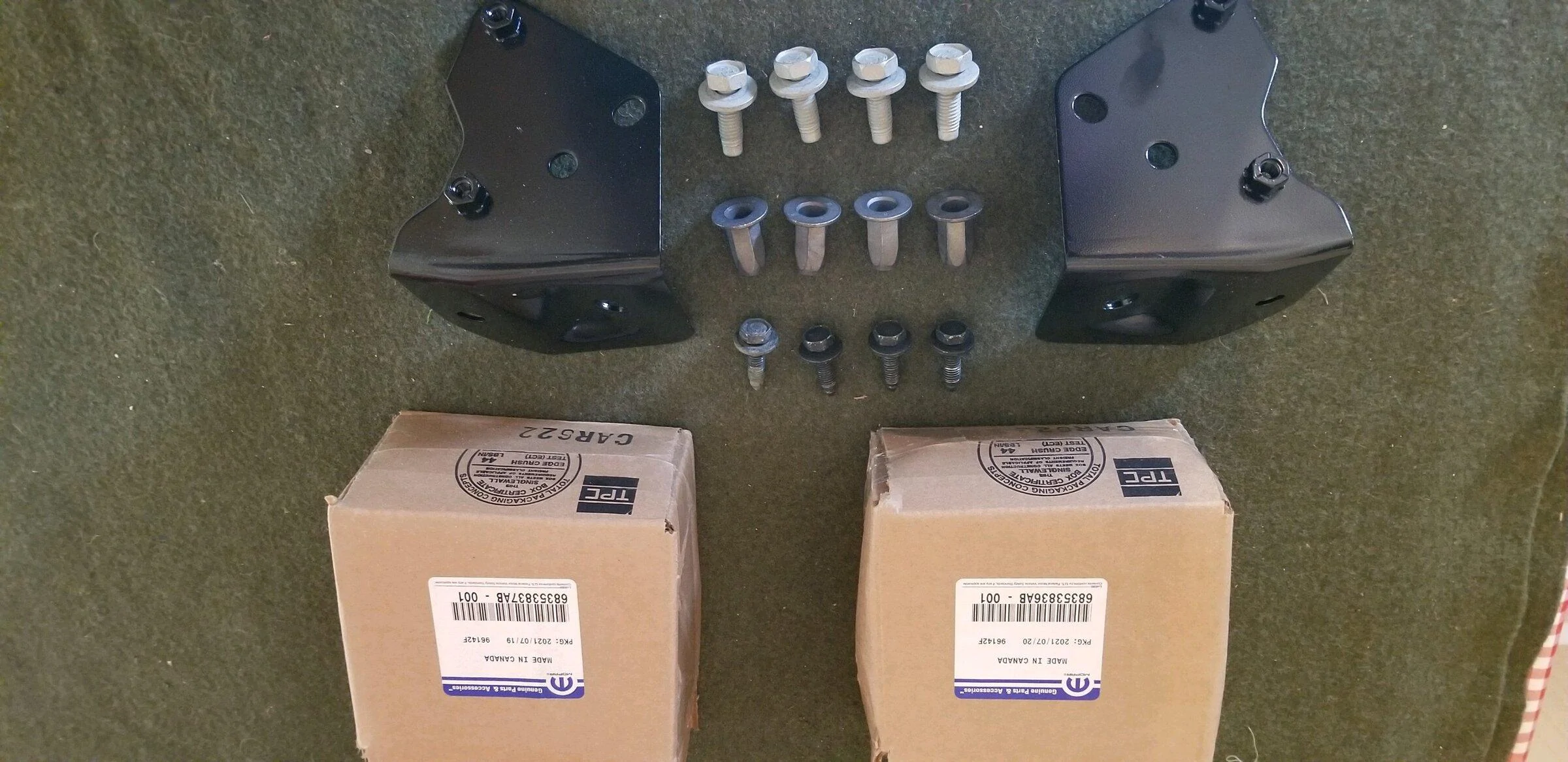 Jeep Gladiator Rubicon Steel Skid Plate and Mounting Hardware - $100 20211108_142058