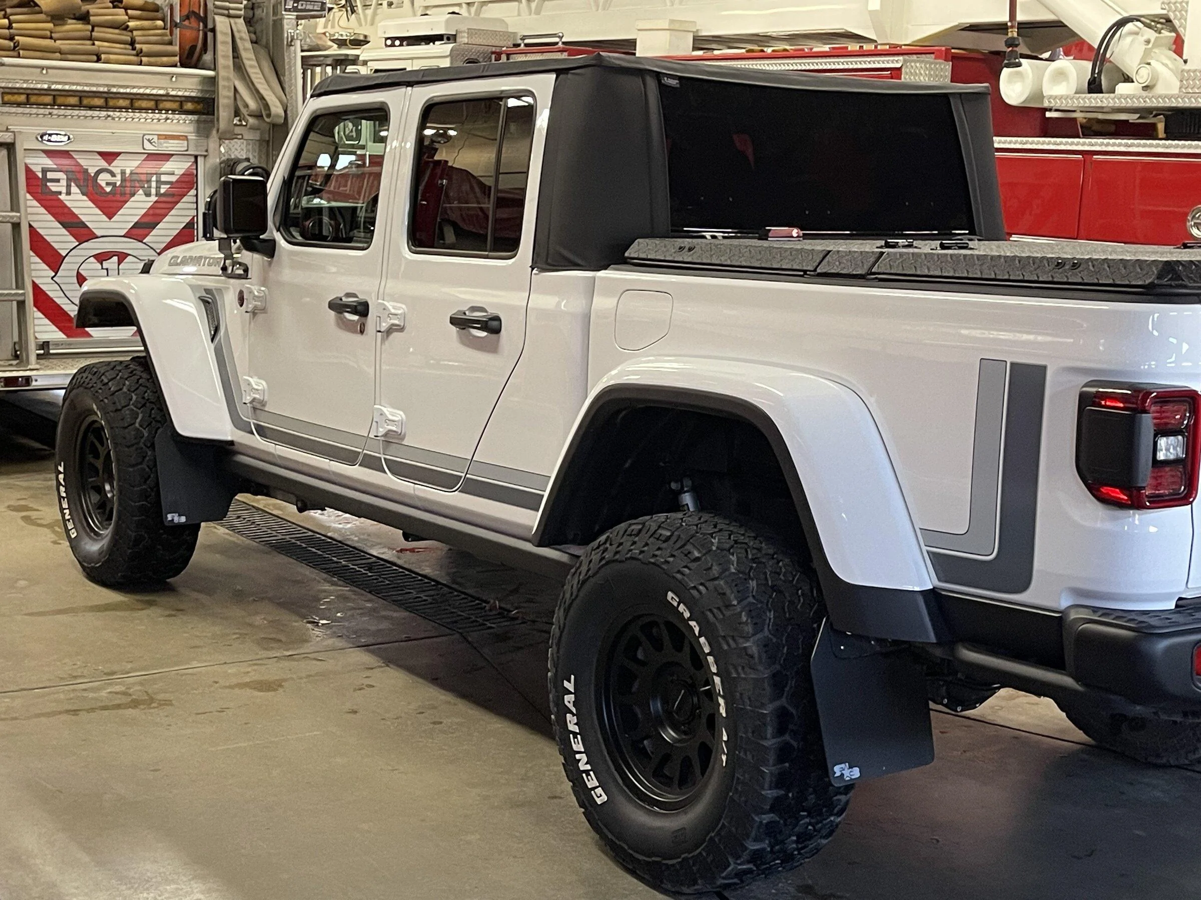Jeep Gladiator Anybody heard anything about this? DC2EB94C-EFC7-4D6C-BA1D-60E55980A0C8