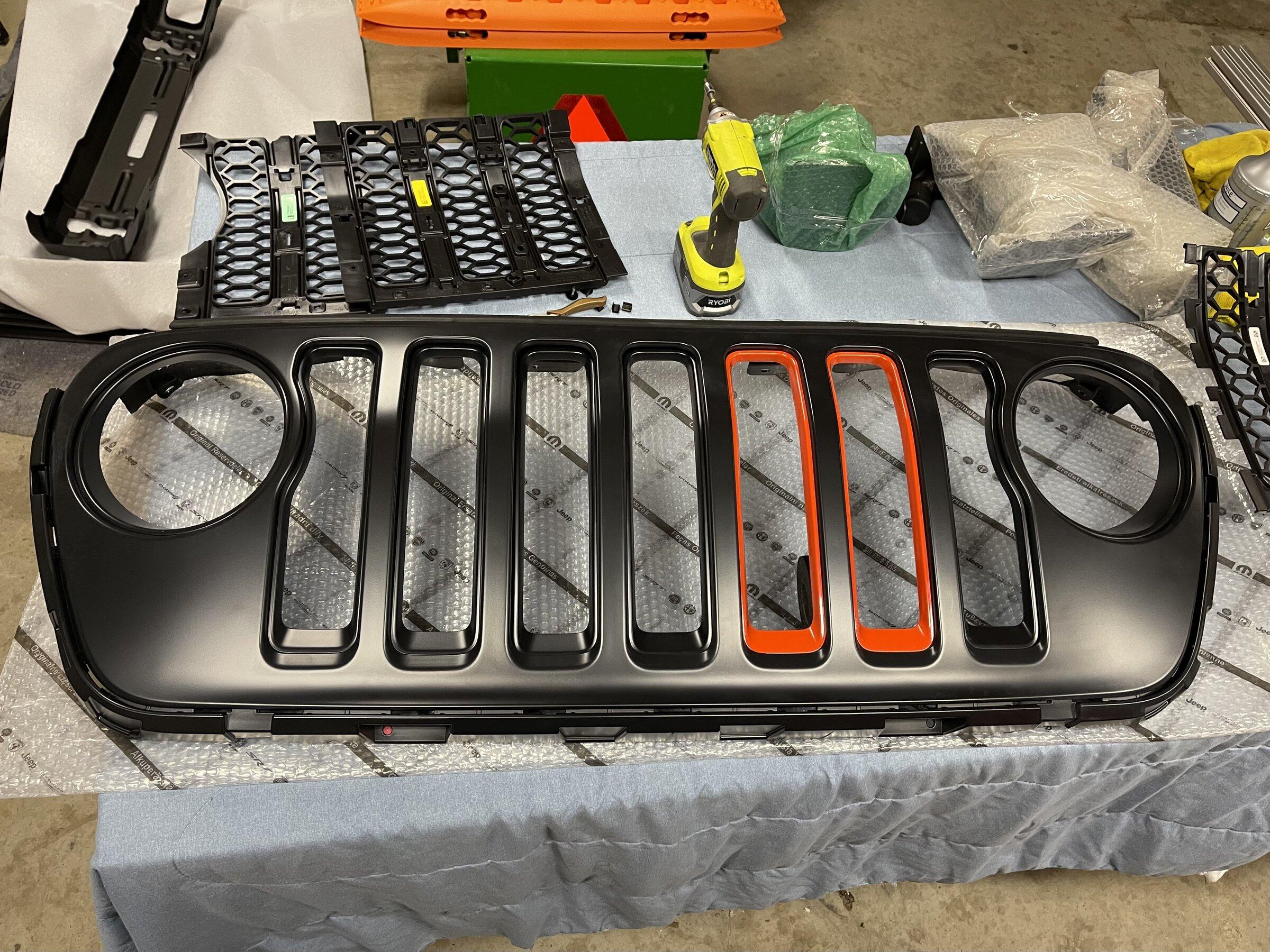 Jeep Gladiator Black Satin Grill 8DCD5167-9907-4EF1-9CED-1B1C5C697224