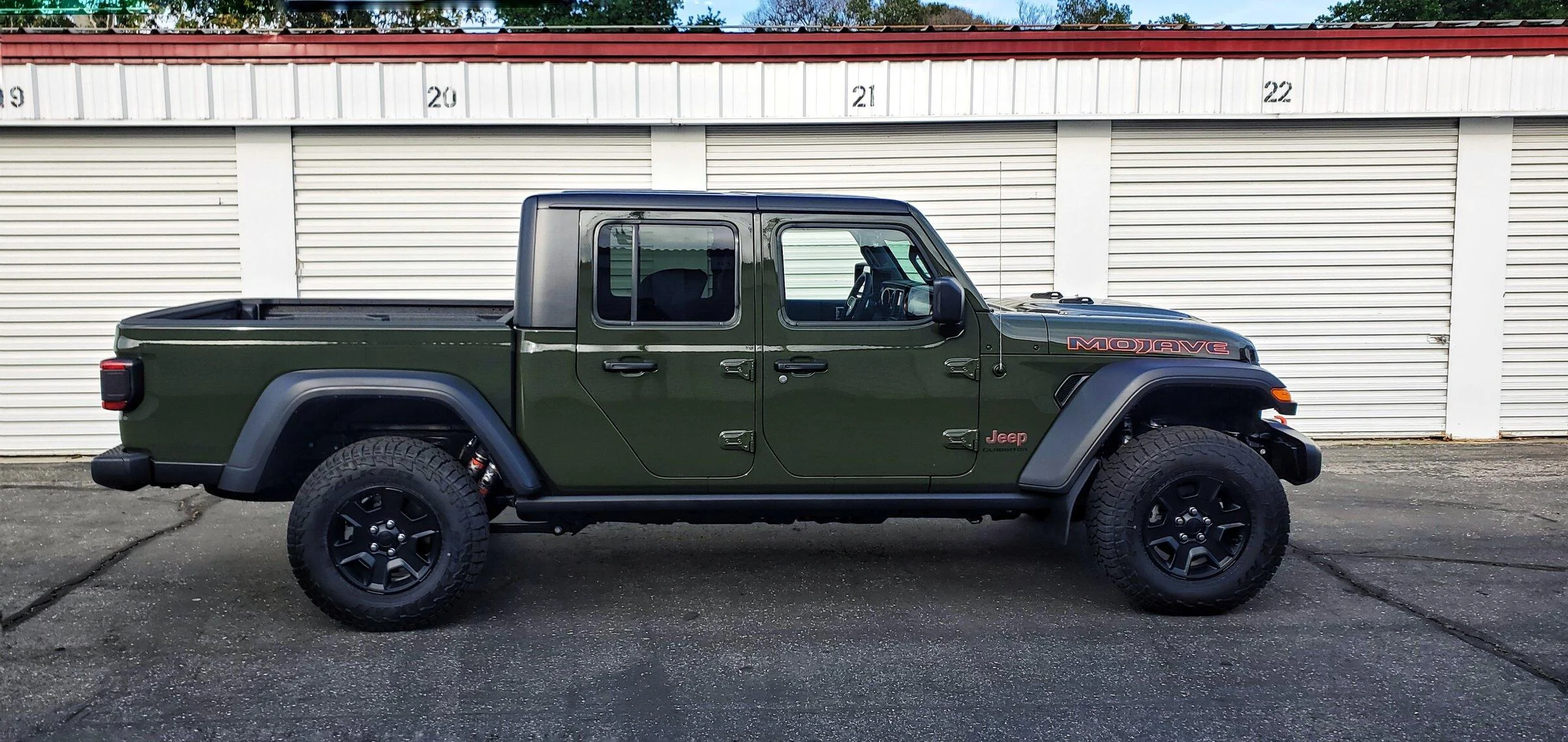 Jeep Gladiator Andrew's 2022 Sarge Green Mojave - Northern CA 20220326_172531-01