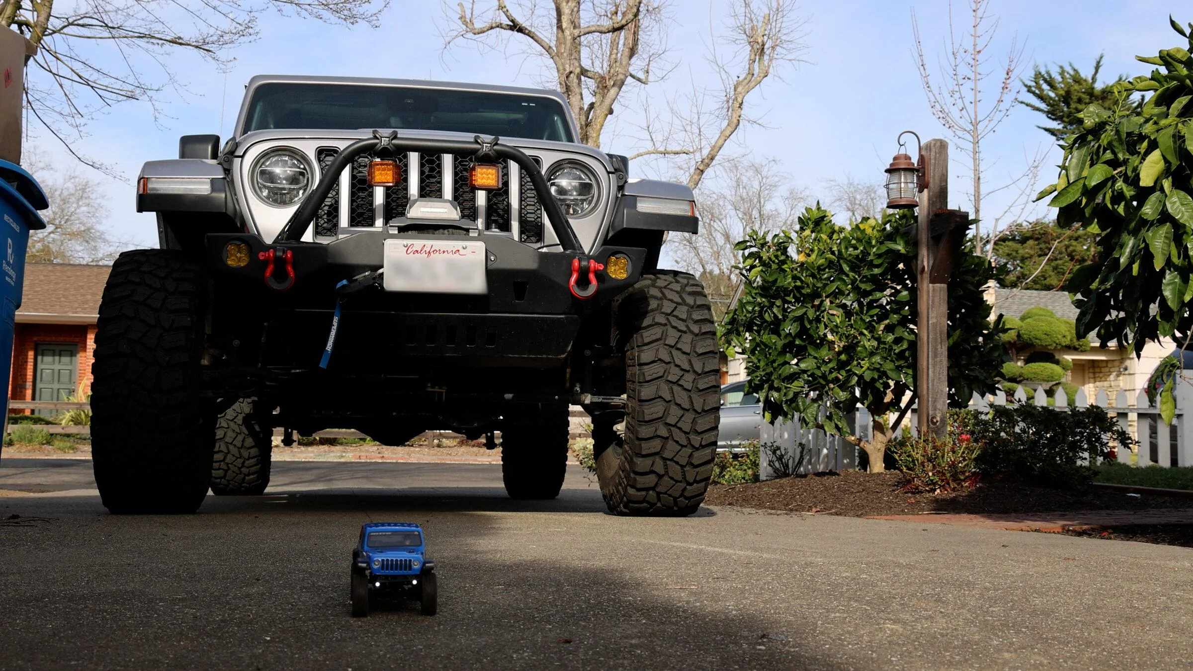 Jeep Gladiator Axial SCX24 Gladiator JT 2I0A2394.00_00_09_05.Still002