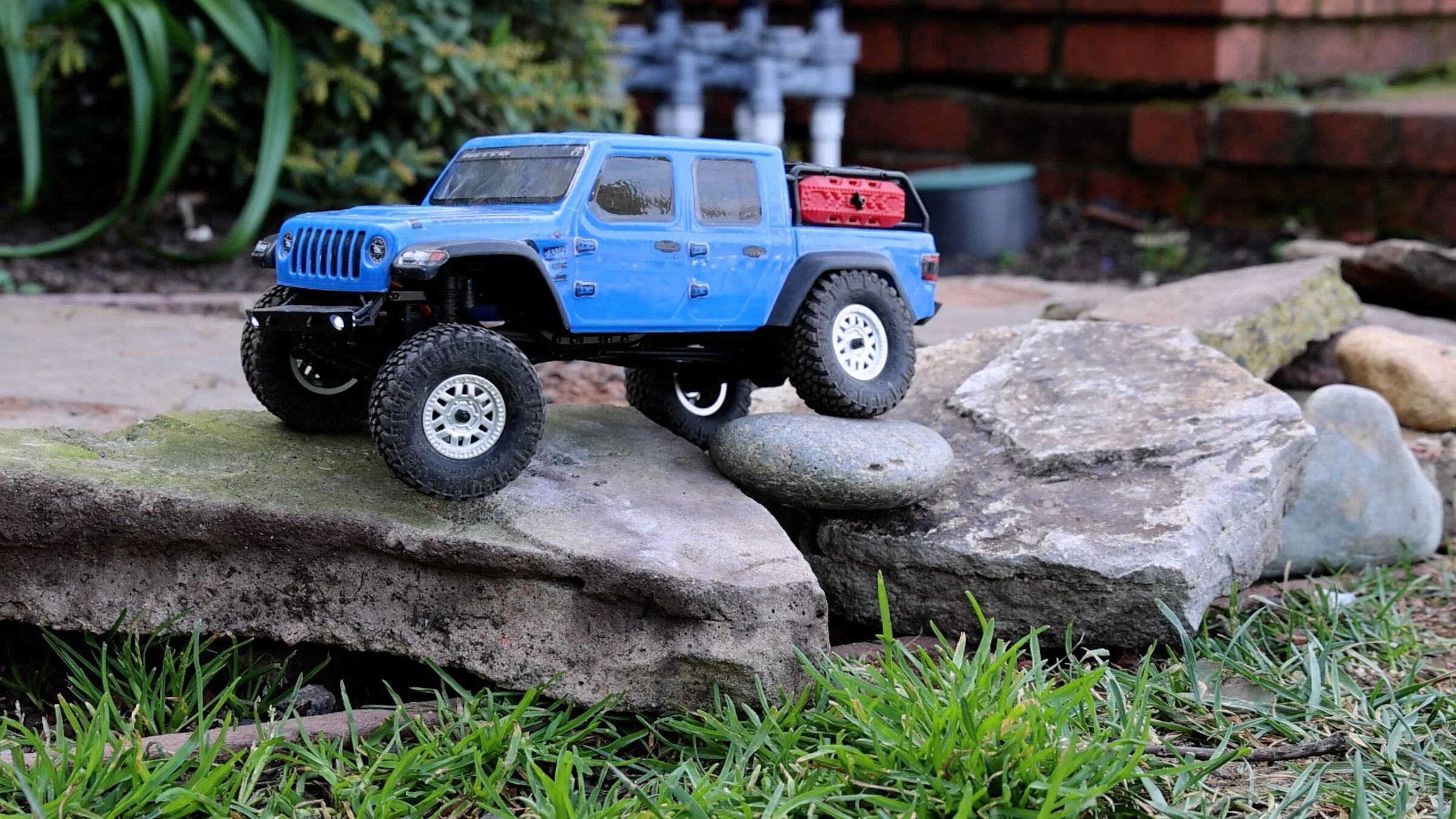 Jeep Gladiator Axial SCX24 Gladiator JT 2I0A2394.00_03_45_14.Still005