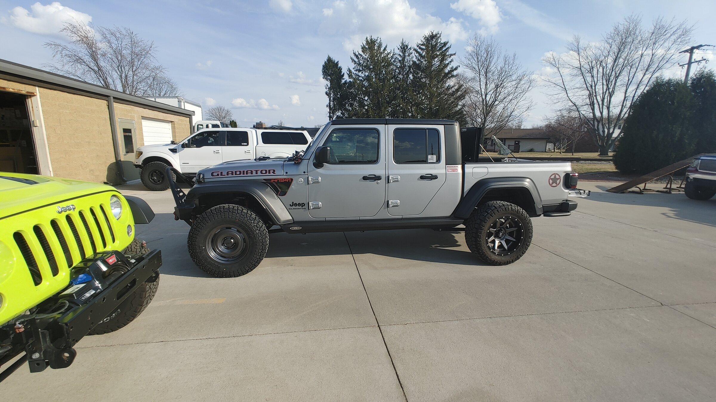 Jeep Gladiator What tall skinny tires are out there? 0317221656d_HDR