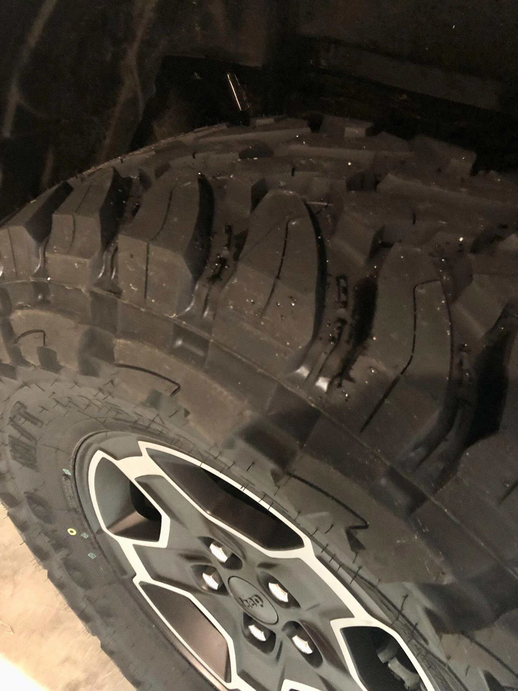 Jeep Gladiator Silvertruck’s Mojave 443B8223-41DF-4ACC-BAA6-D185C3F69E26