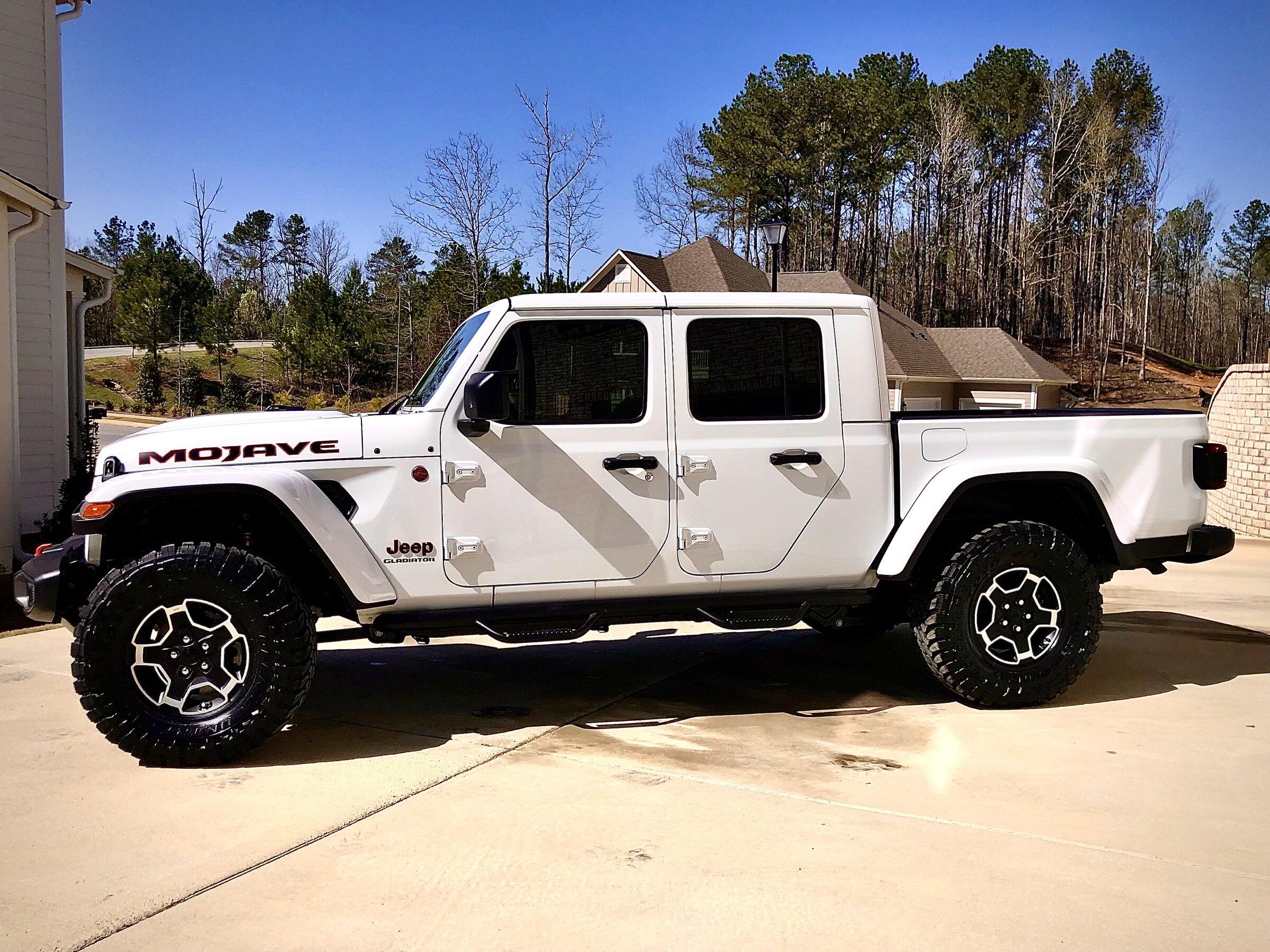 Jeep Gladiator Silvertruck’s Mojave 43BDAFBE-4DFD-4294-A32C-E3AE6A1E4884