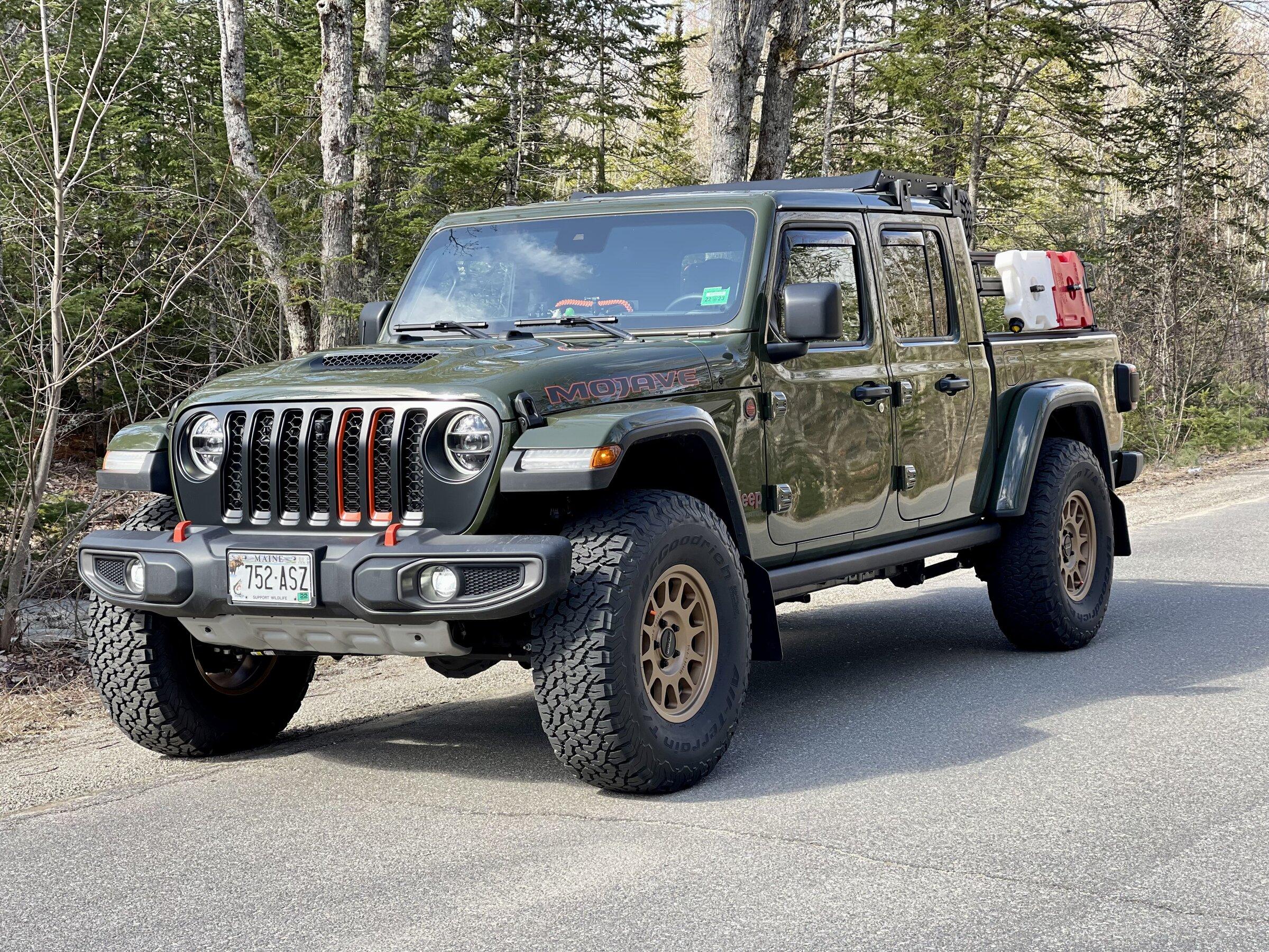 Jeep Gladiator Black Satin Grill 1067C70D-3320-4BE2-9928-4840F1E2DAD2