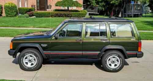 Jeep Gladiator Your first Jeep photos? 1995 Cherokee