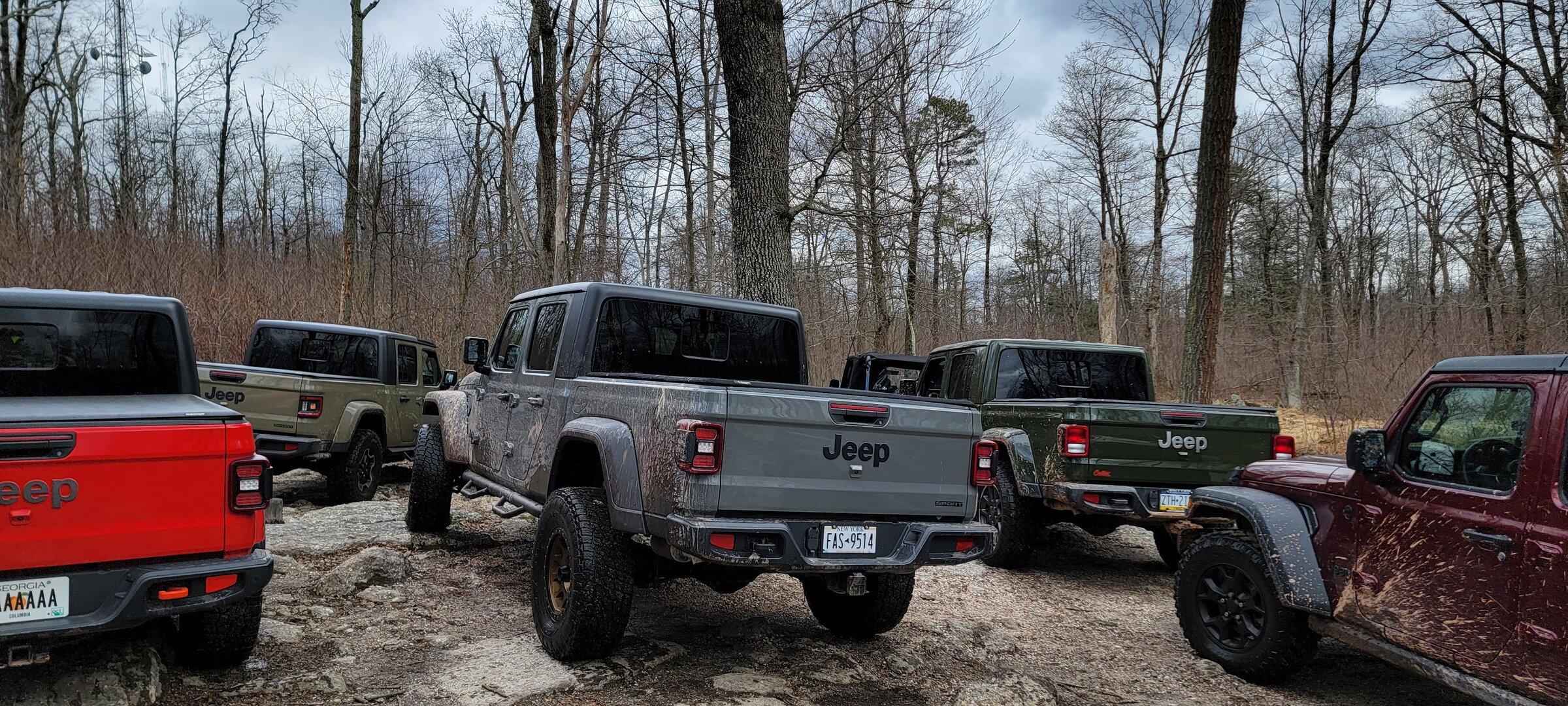 Jeep Gladiator Rausch Creek March 26th meetup 20220326_120255