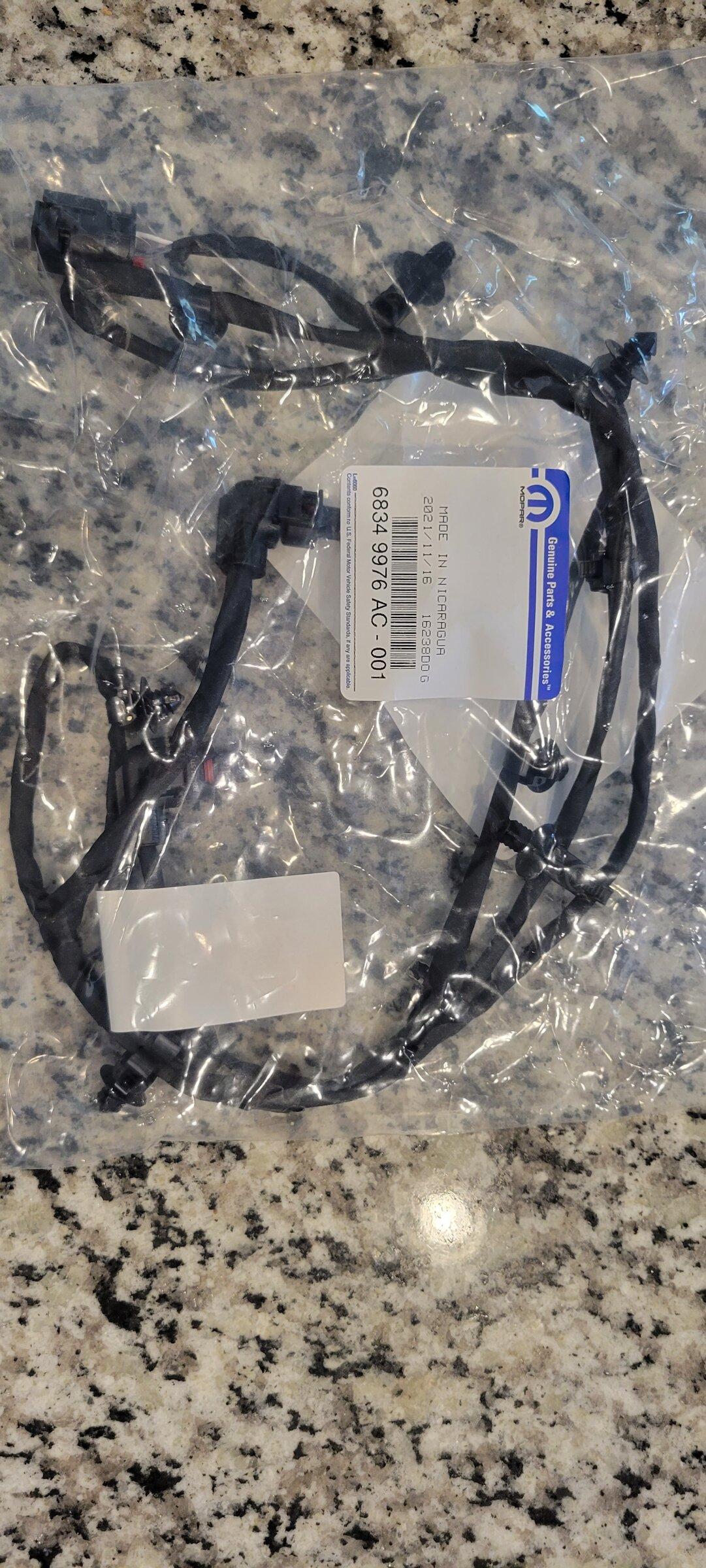 Jeep Gladiator Rear Bumper Wiring (No Sensors) 20220328_142719