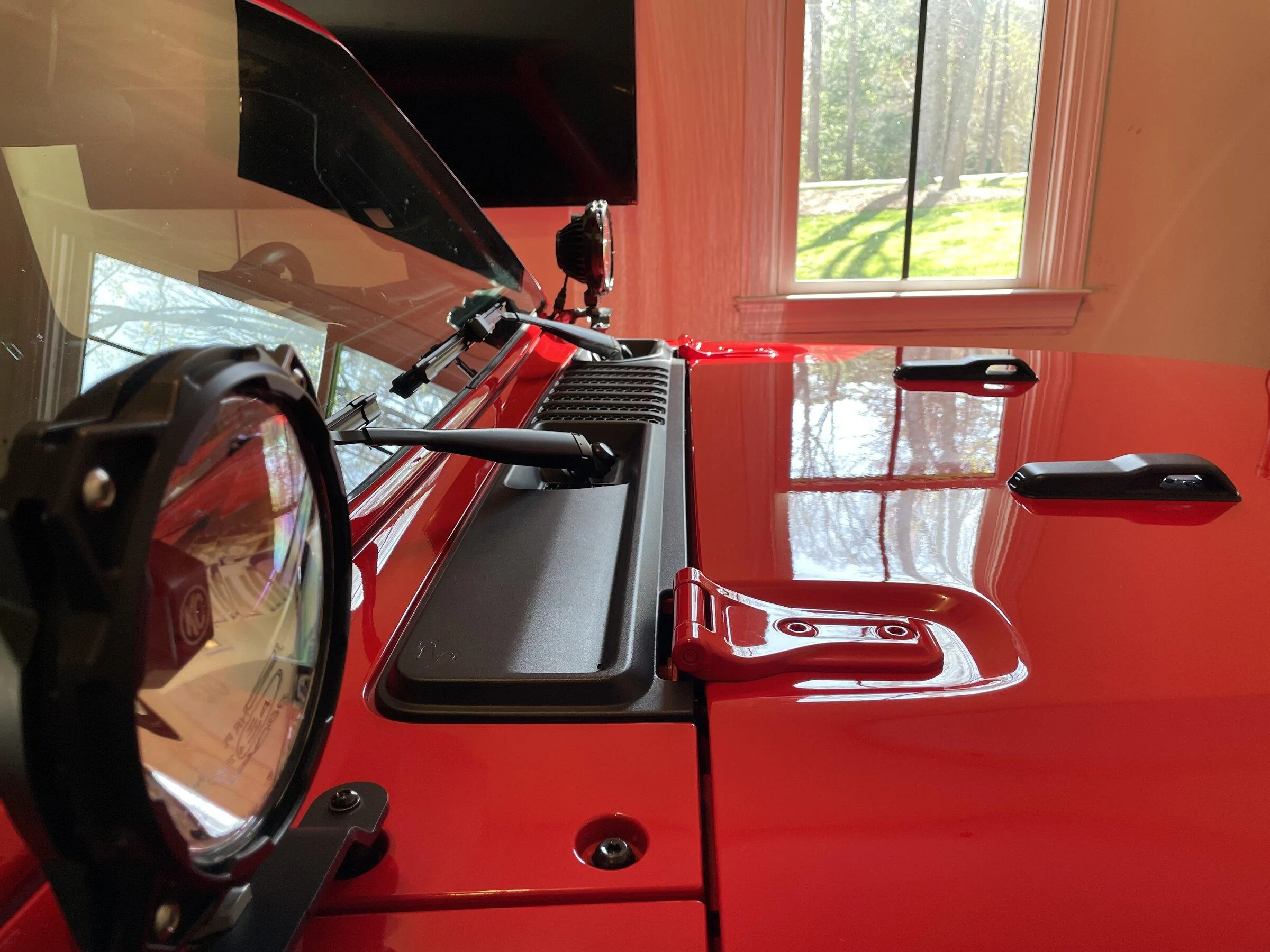 Jeep Gladiator Keeping your Jeep shiny clean when parked outside? AFBB6098-60F6-4D27-910D-E36B4B03D1B8