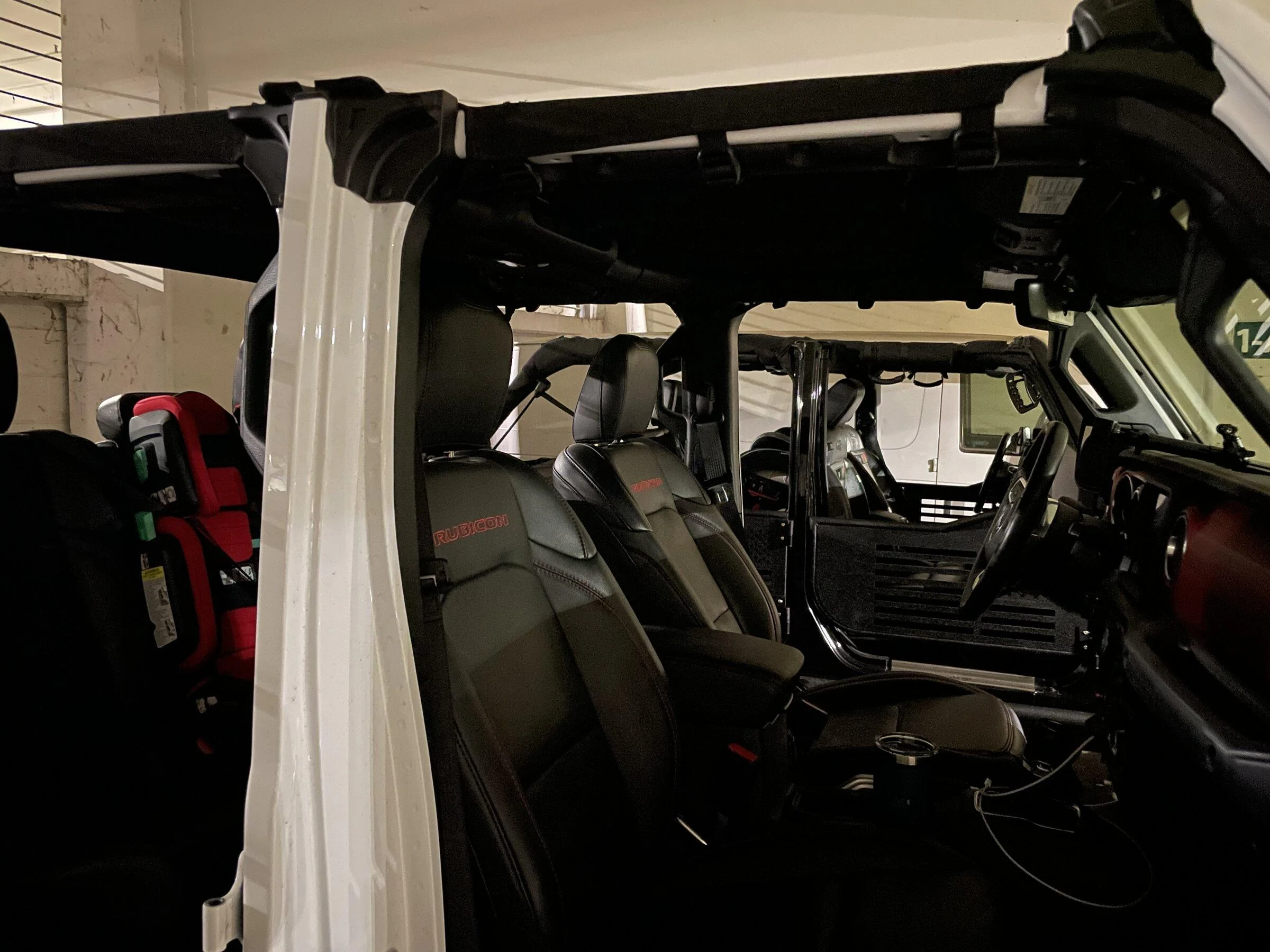 Jeep Gladiator Jeeps Parking Next To Jeeps 9FE85C06-9193-4EB7-BF67-285B4815D320