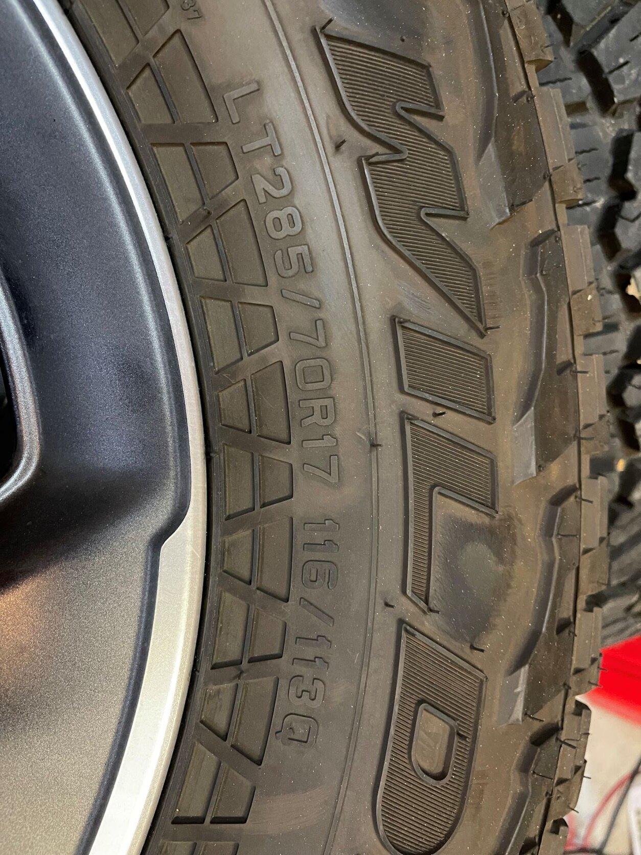 Jeep Gladiator Rubicon Take Off Wheels and Tires for Sale IMG_3060.JPG