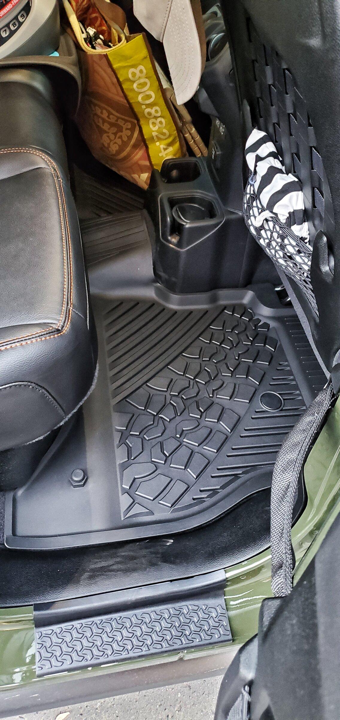 Jeep Gladiator Andrew's 2022 Sarge Green Mojave - Northern CA 20220328_190801-01