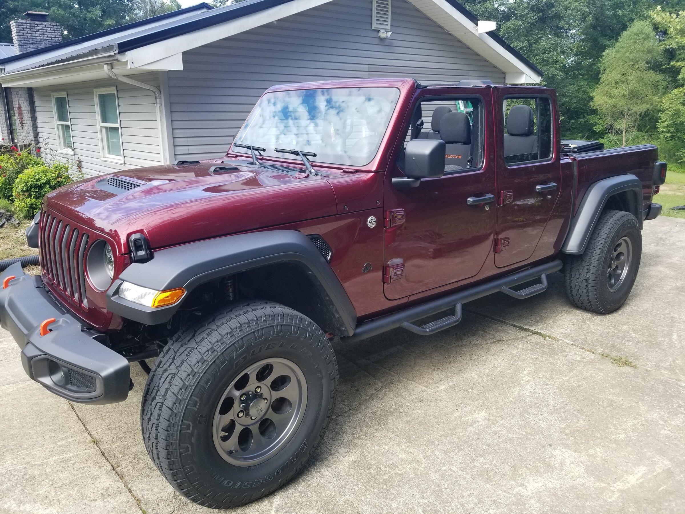 Jeep Gladiator Why do aftermarket wheels have to look so... aftermarket? 20210829_095531