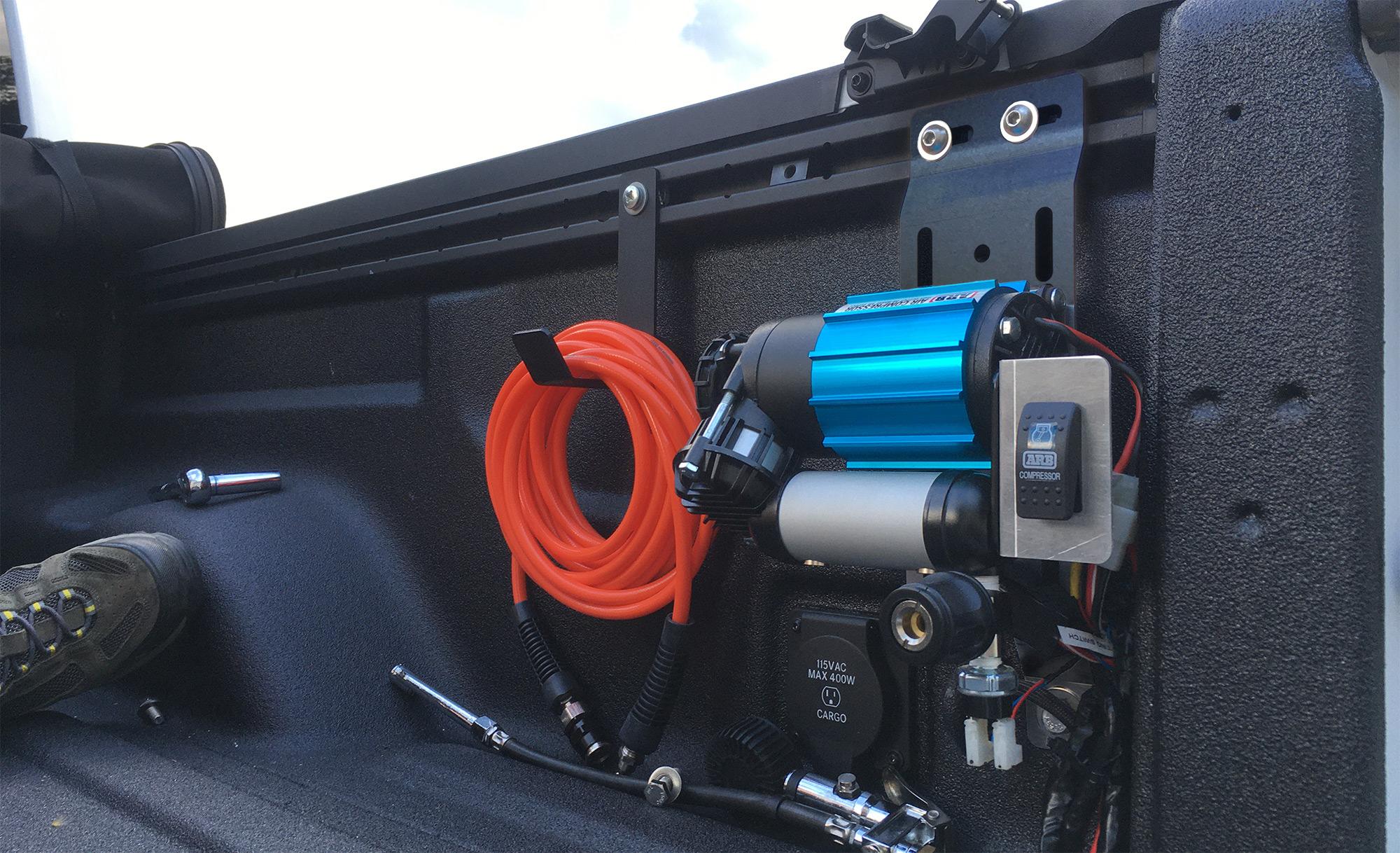 Jeep Gladiator ARB Twin Compressor Mount Single-Compressor-display