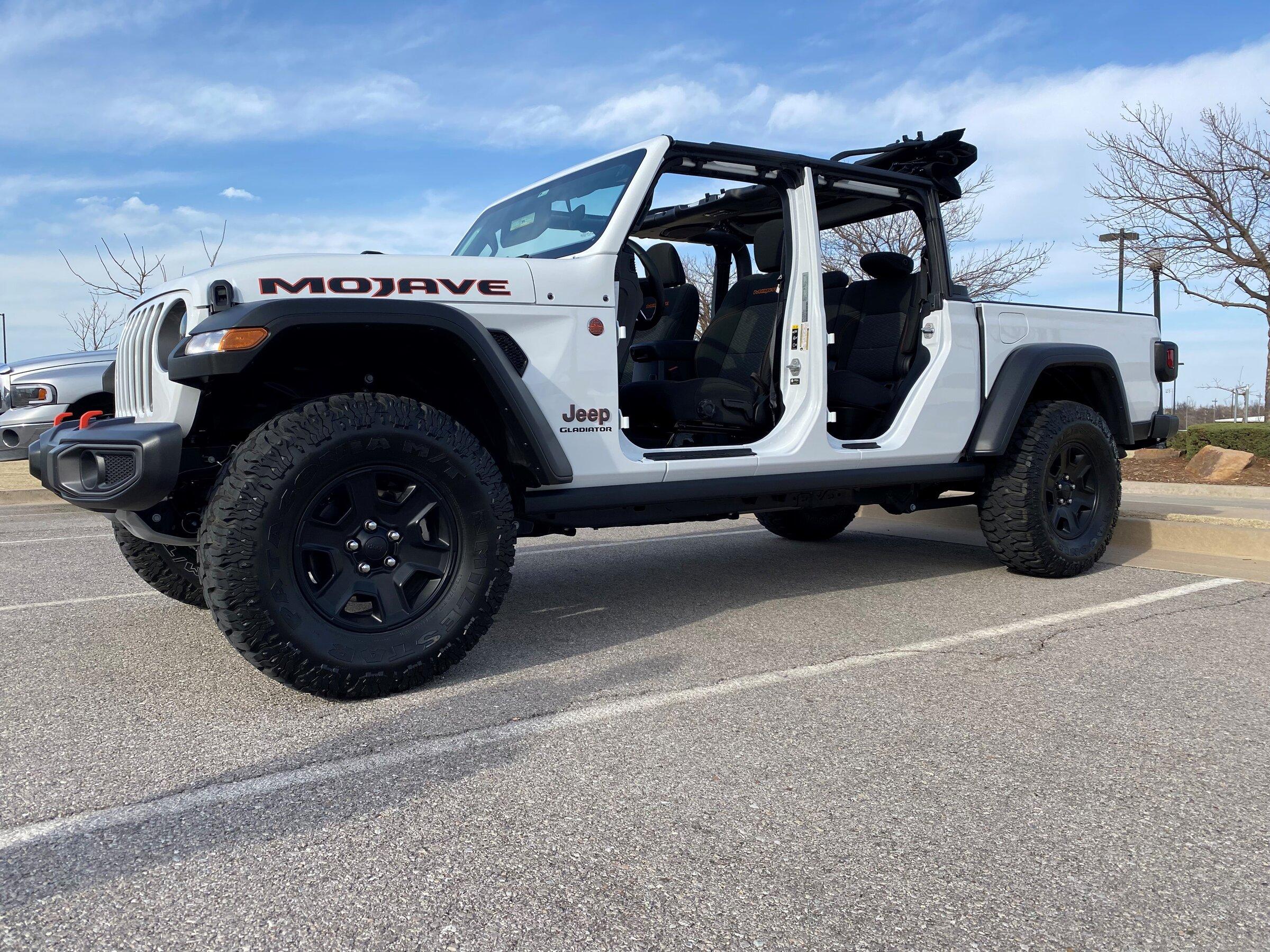 Jeep Gladiator Nude Gladiators (no doors/tops) - pics please Mojave