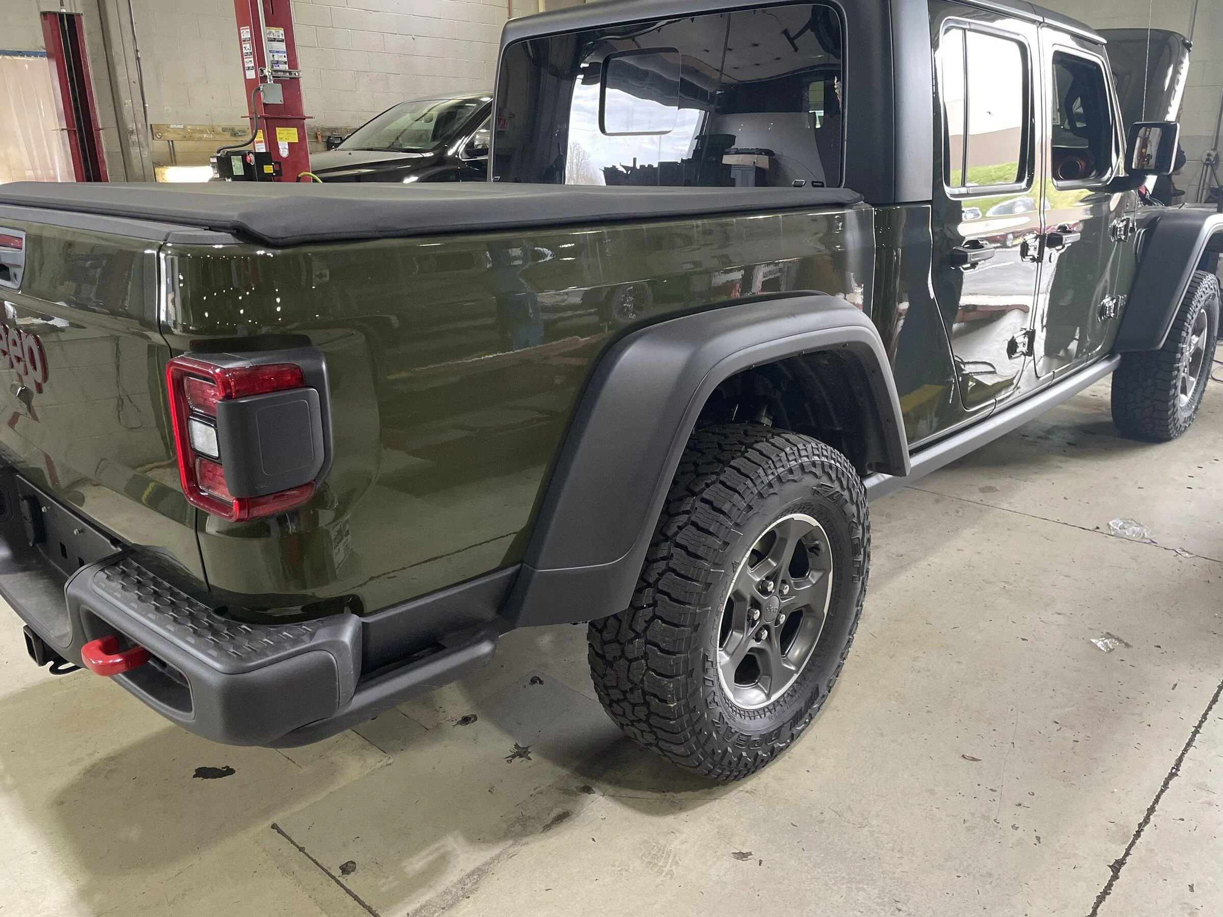 Jeep Gladiator Gladiator Window Sticker and Build Sheet Order Tracking 4C818D20-A275-46F9-A6E4-341C219789DB