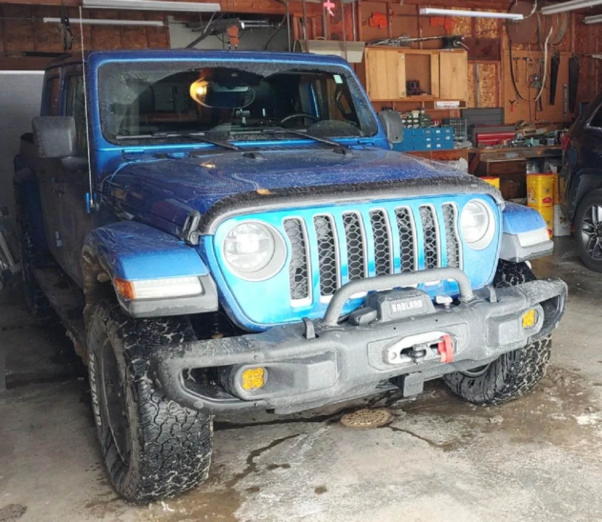 Jeep Gladiator Are bug shields a worthy investment in terms of reducing rock chips or do they create too much turbulence? new-fog-lights