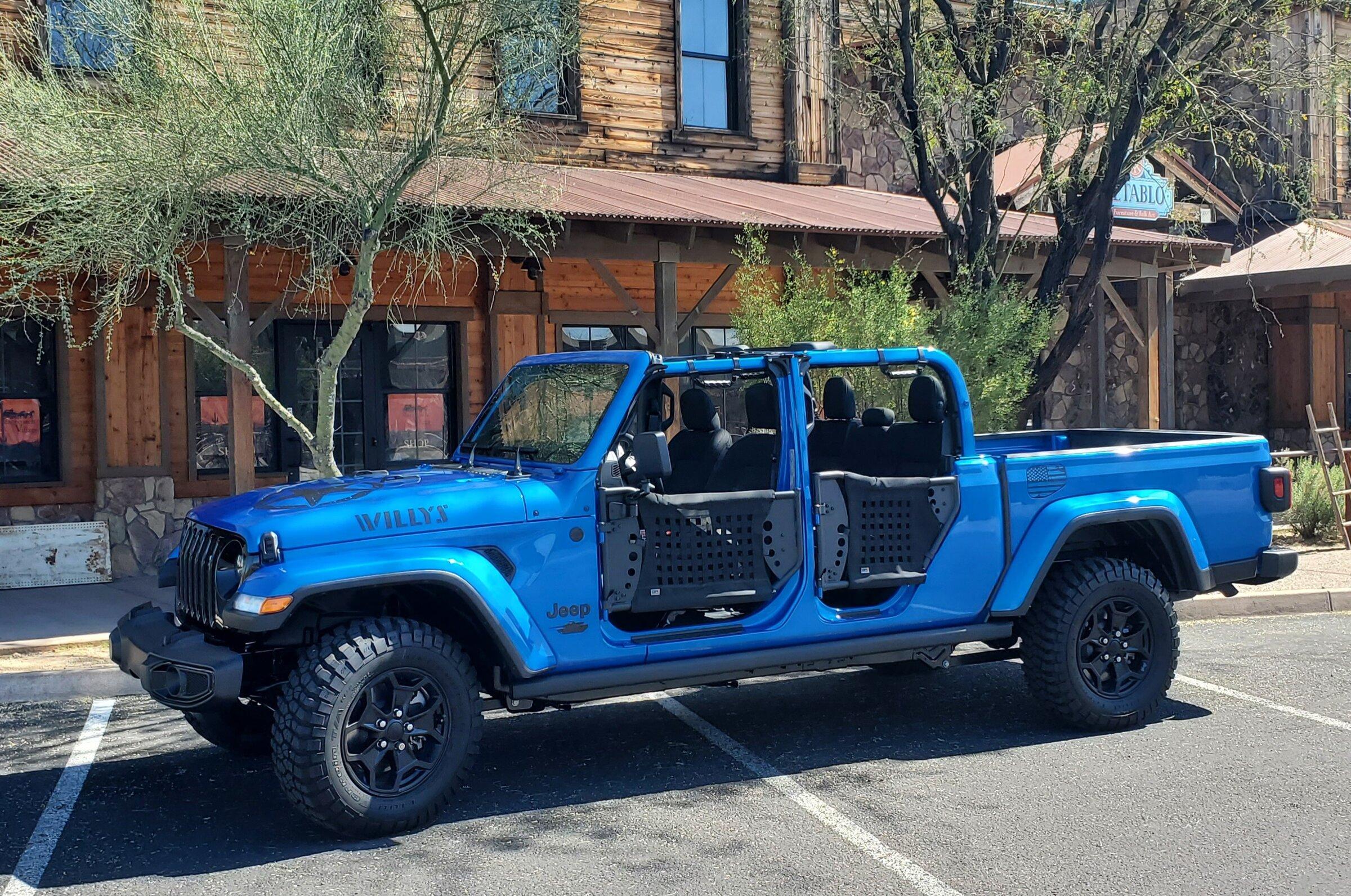 Jeep Gladiator Nude Gladiators (no doors/tops) - pics please 1648678537412