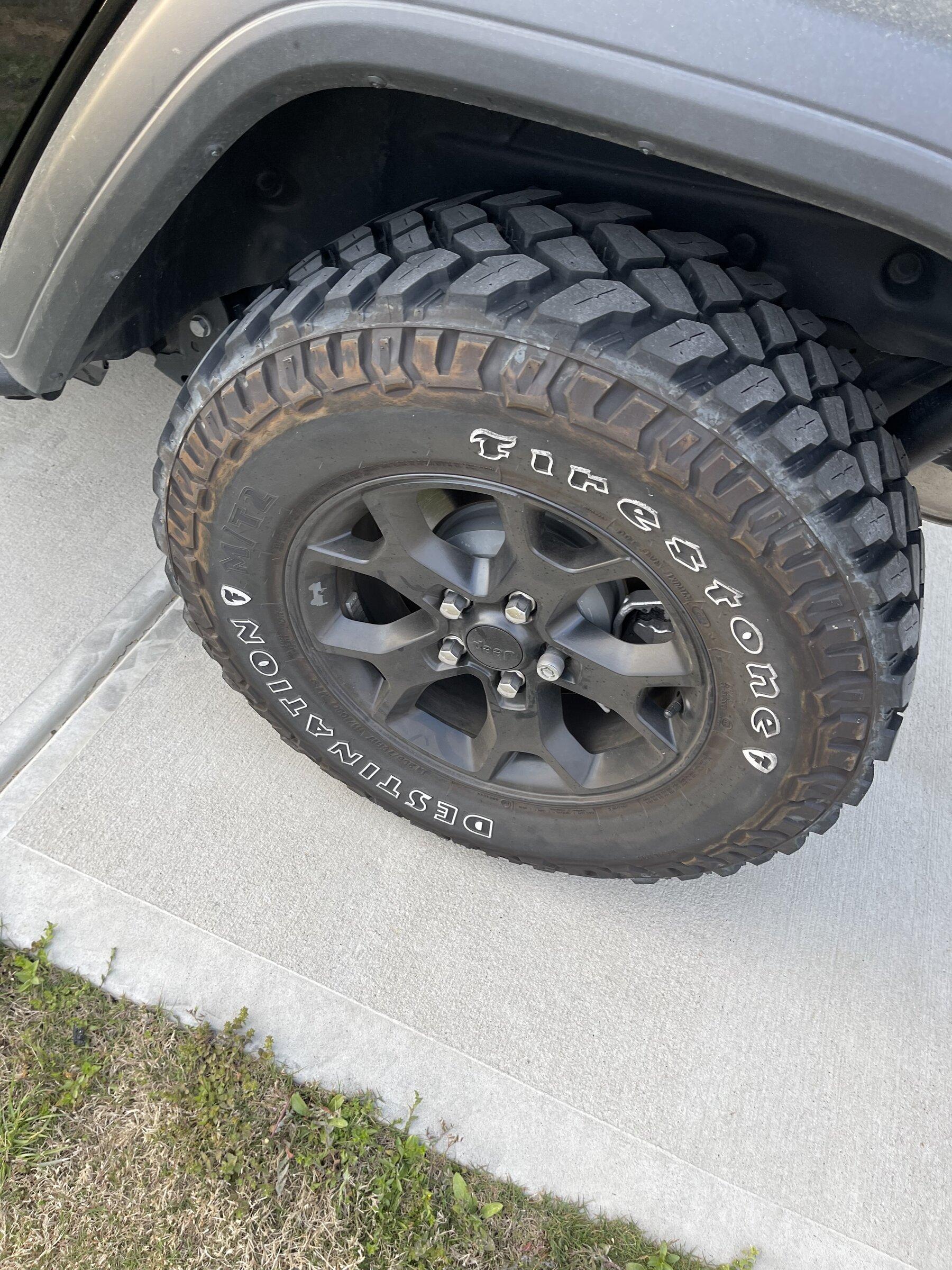 Jeep Gladiator Five 255/75R17 Firestone Destination M/T2 3DB5A6AC-CB5A-49C0-8273-E3FC996F31E6