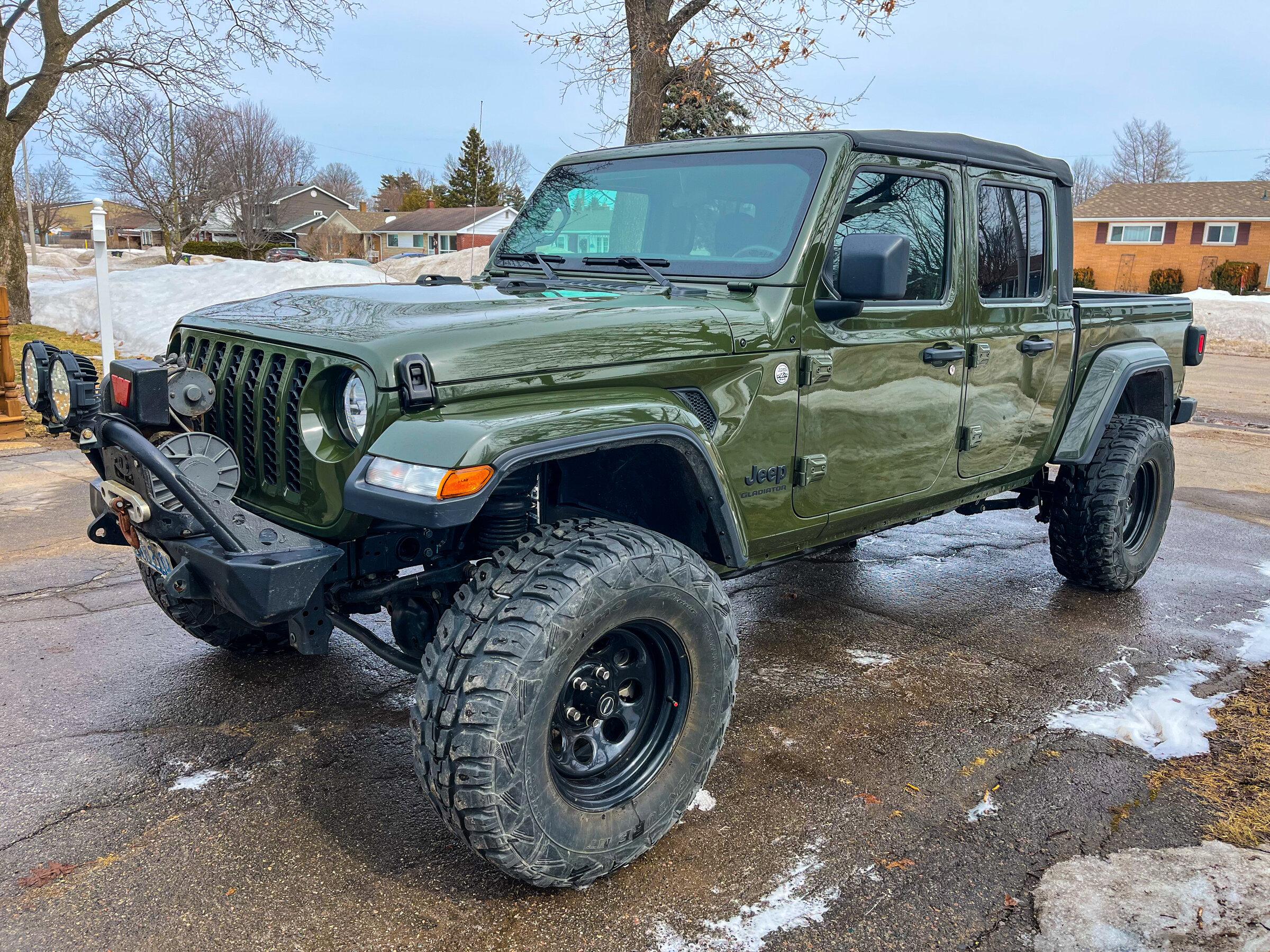 Jeep Gladiator SARGE GREEN Gladiator club 3535270F-4F15-44D6-B722-38ABC33AA09B