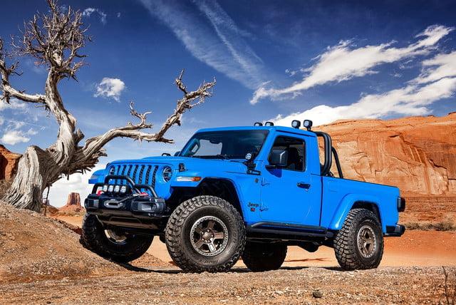 Jeep Gladiator Wondering out loud??? 2019-jeep-moab-safari-concepts-1-640x640