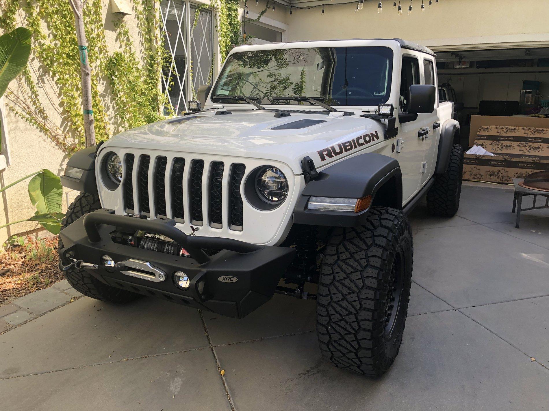 Jeep Gladiator Pictures of 33s and 35s FCB4FBCE-9A06-48B4-9A8B-51C34508F110