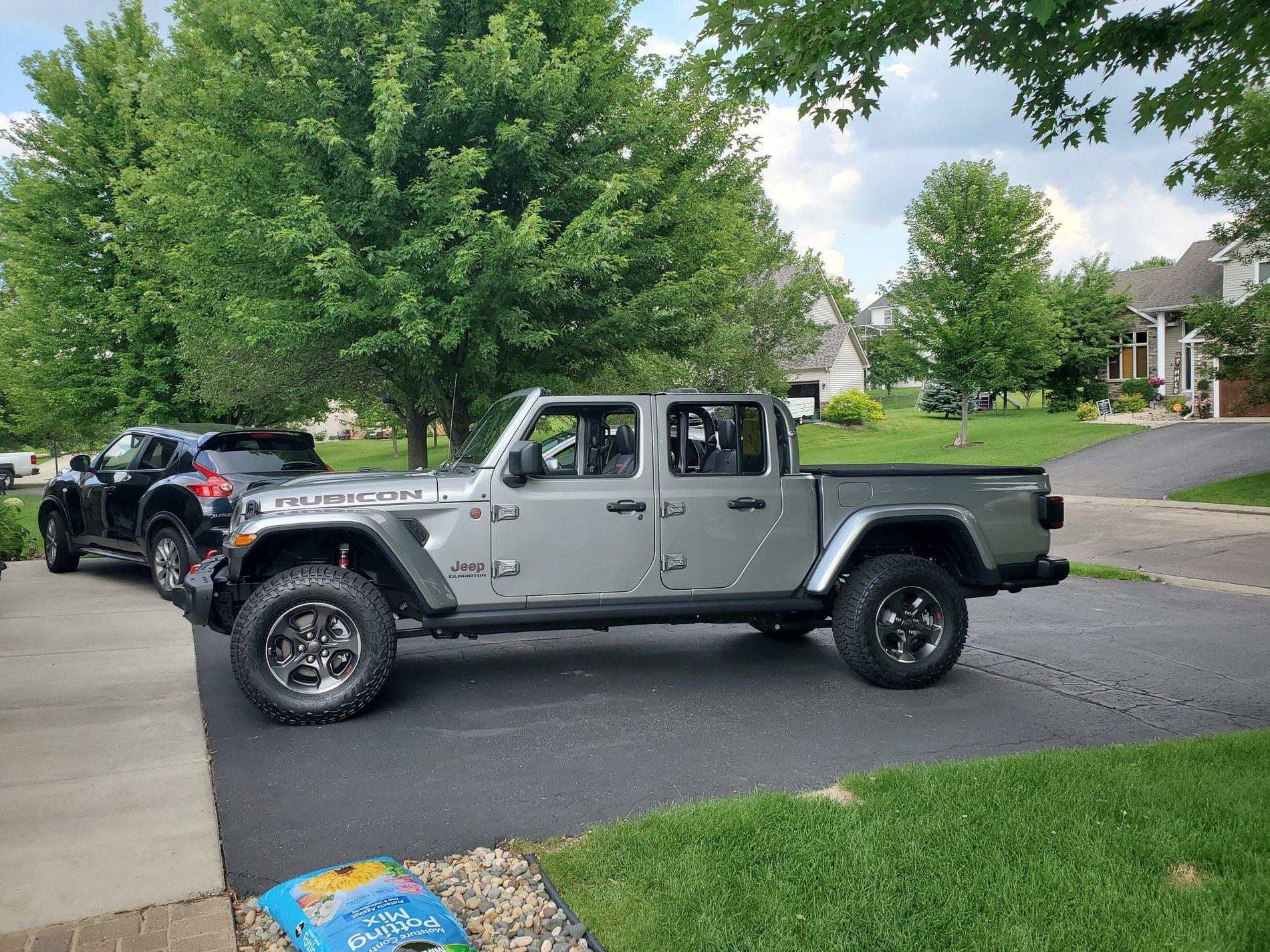 Jeep Gladiator Took Delivery of Your JT? Sign in Here! 20190707_152423