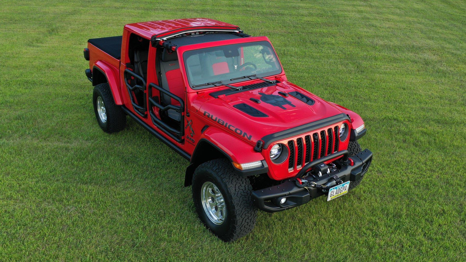 Jeep Gladiator FIRECRACKER RED Gladiator JT Club 85862B2E-B92D-45A6-8651-C612CEBF4BEC