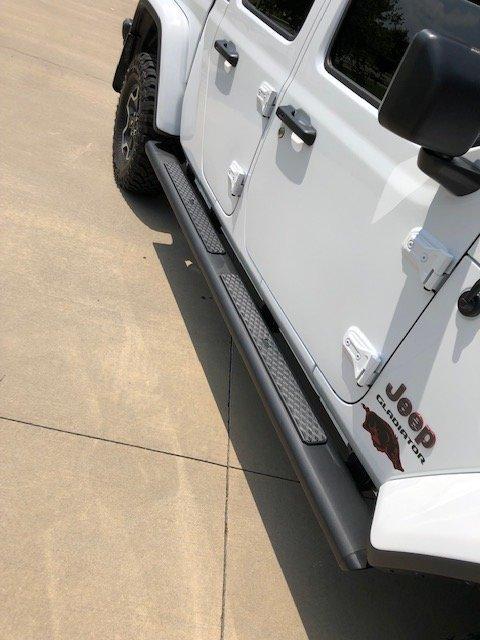 Jeep Gladiator Installing the Jeep JT Nerf Bars tomorrow! Rock Rails Lengthwise