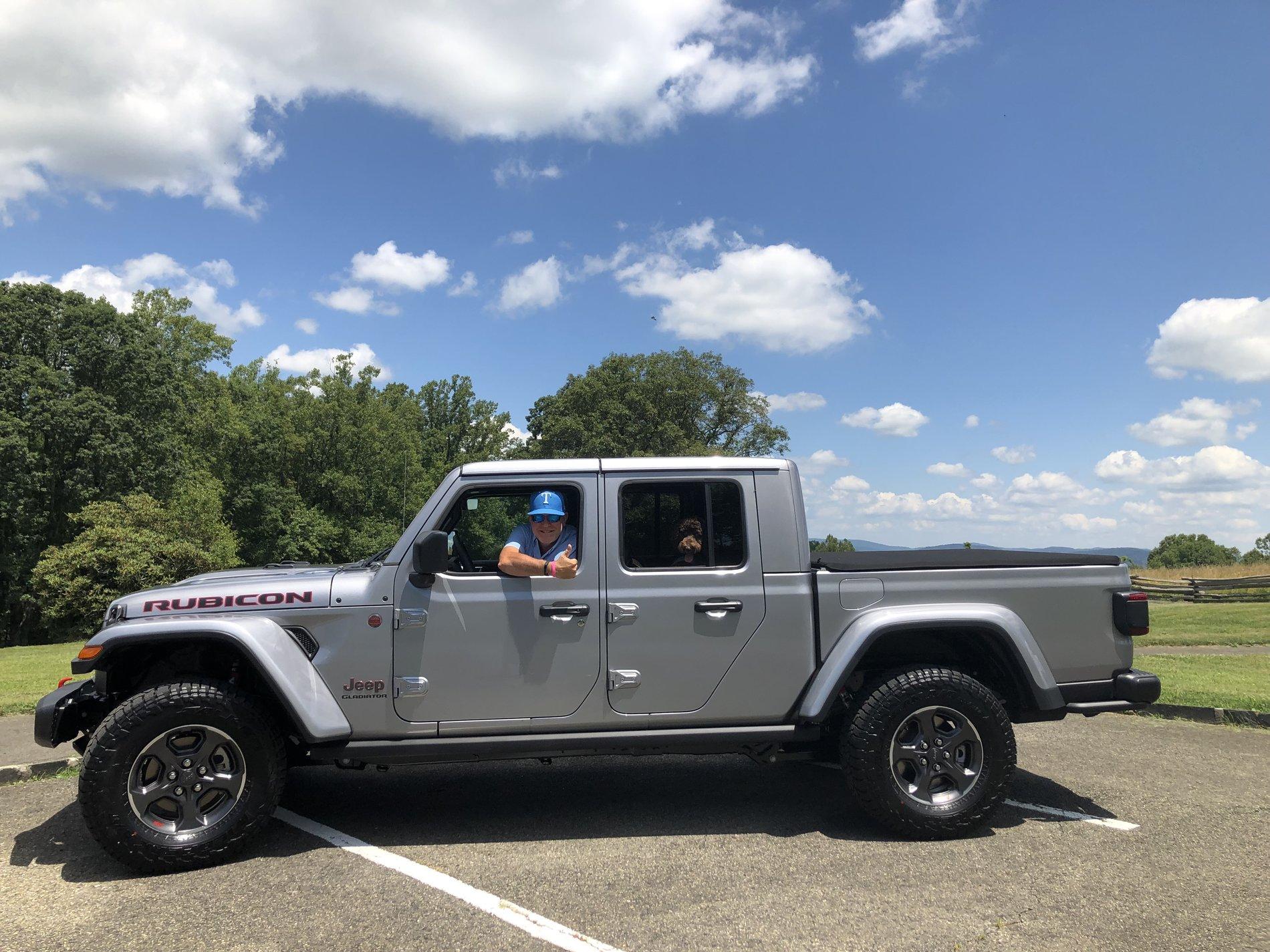 Jeep Gladiator Took Delivery of Your JT? Sign in Here! 11ED860F-7CE5-4BF2-A9F1-E49804AFE4F9