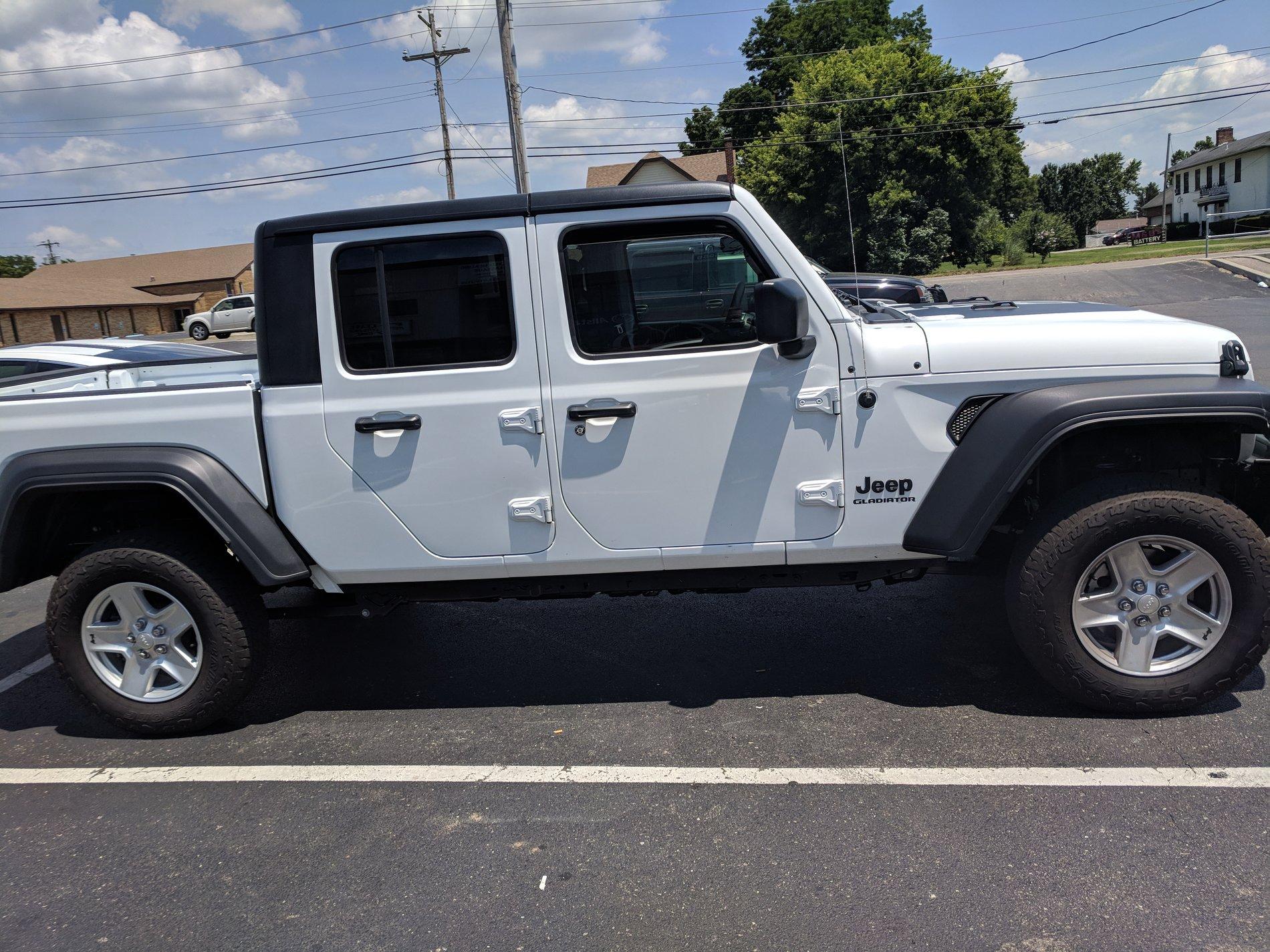 Jeep Gladiator Rough Country Gladiator 2.5in Front lift kit IMG_20190714_131504
