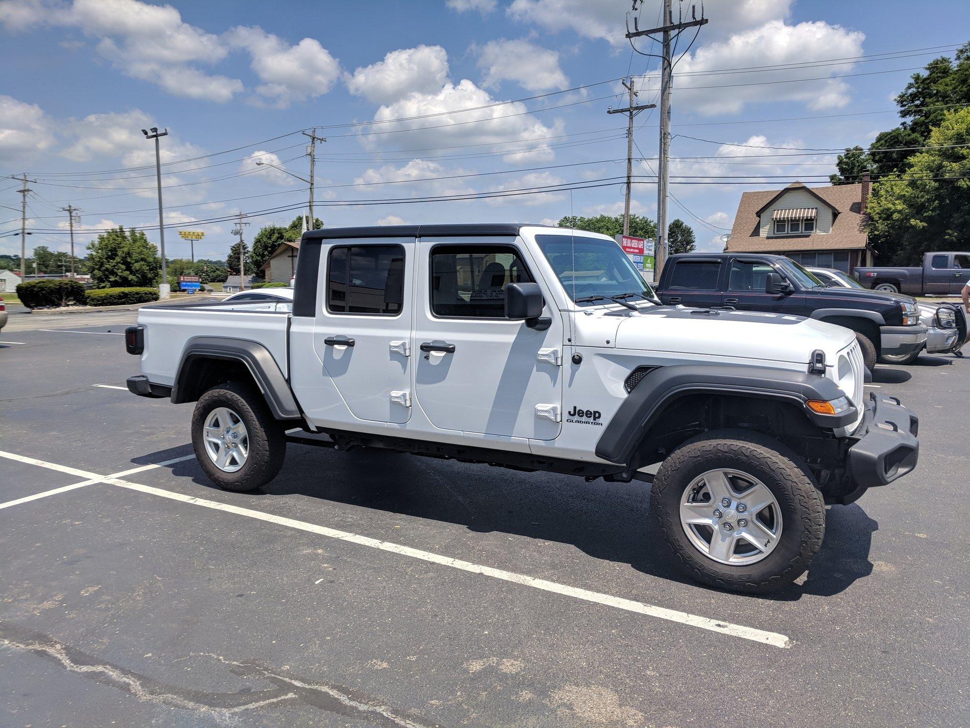 Jeep Gladiator Rough Country Gladiator 2.5in Front lift kit IMG_20190714_131513