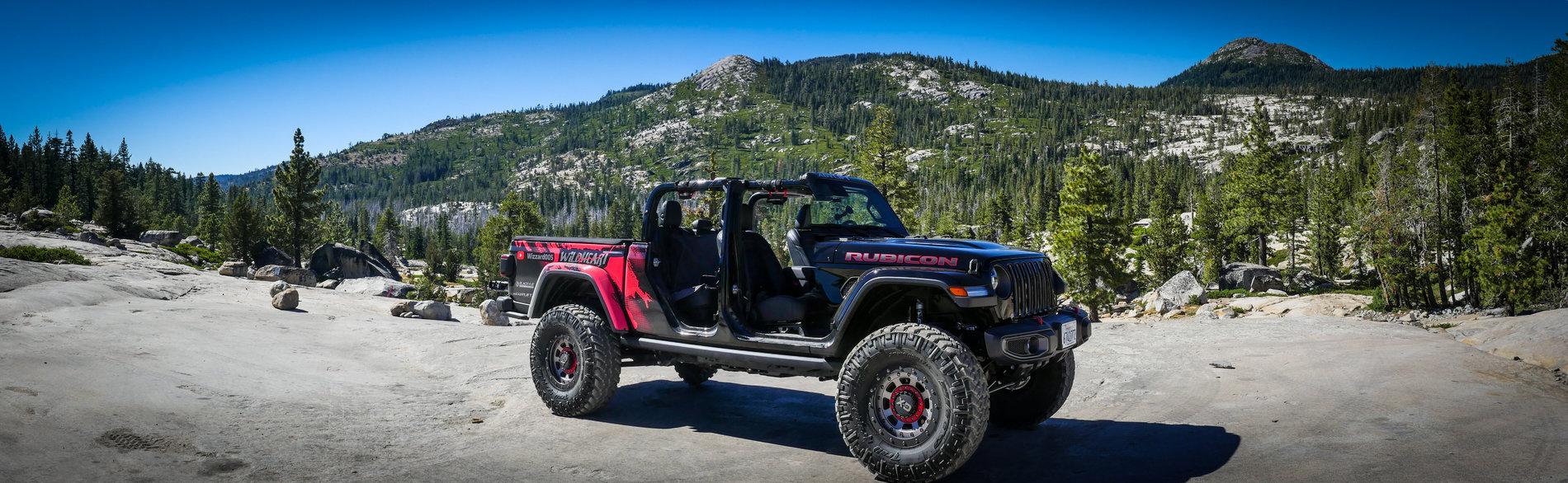 Jeep Gladiator WildHeart vs Rubicon Tail vs. Stock vs Lift vs No Lift P1030687-Pano