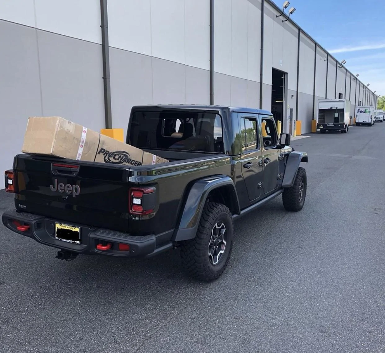 Jeep Gladiator BLACK Gladiator JT Club 5CE3DEC8-CDBF-44B8-90BC-52FA3564CFE1
