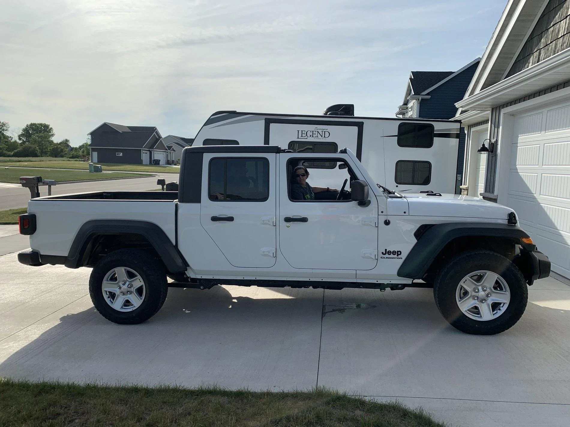 Jeep Gladiator Took Delivery of Your JT? Sign in Here! 5C249754-9F46-4C5A-8356-93E9FFAE1155