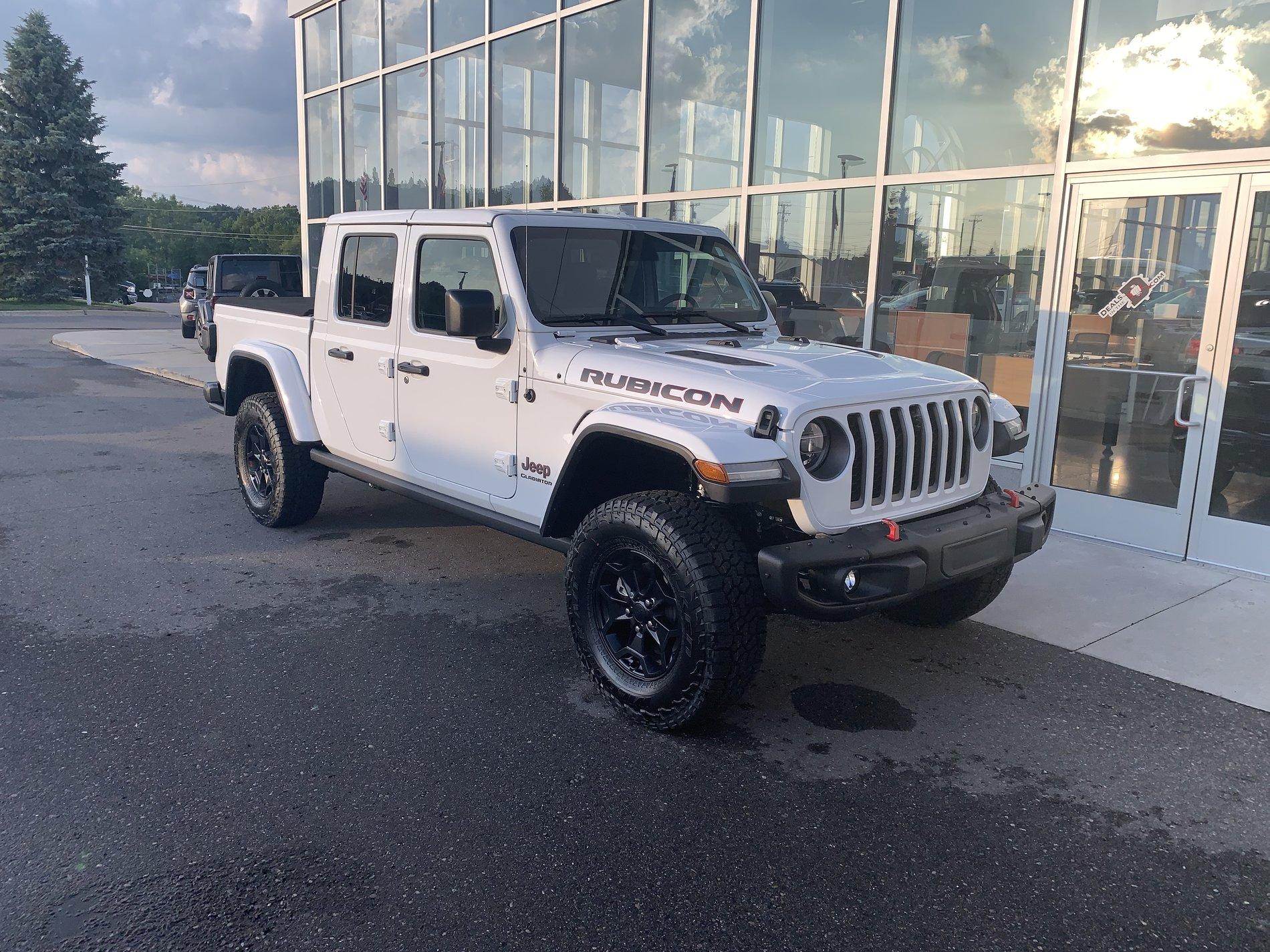 Jeep Gladiator My LE finally arrived, & my kids were super excited! 7837E271-F2C6-42B1-9912-5E24F666C7CA