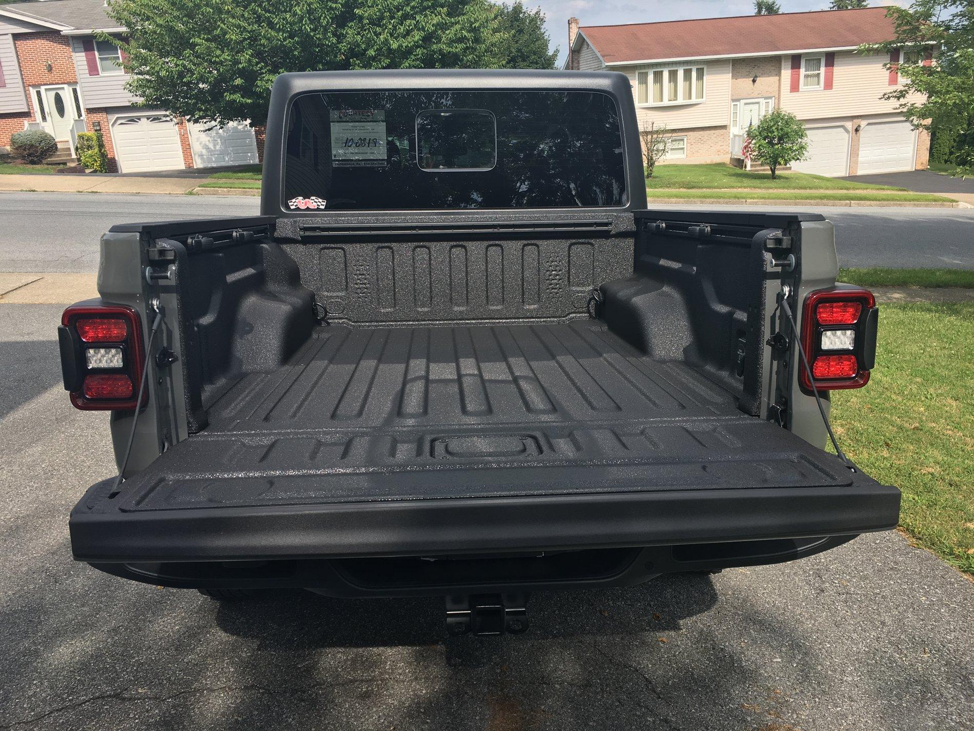 Jeep Gladiator STING GRAY Gladiator JT Club 3F57A476-5984-4CA7-AD5A-99FE06AD9993