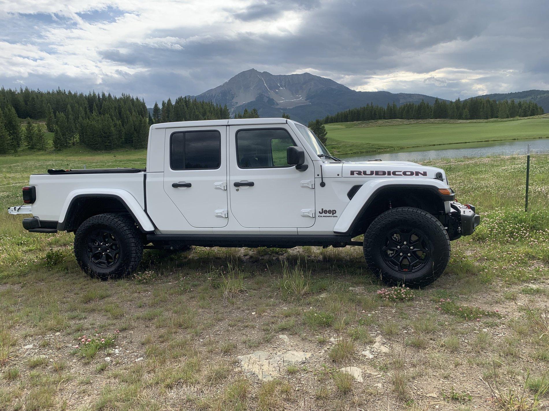 Jeep Gladiator Launch Edition Buyers Club F596315C-8EDE-4C1A-BE6D-8BB04E2EBED5