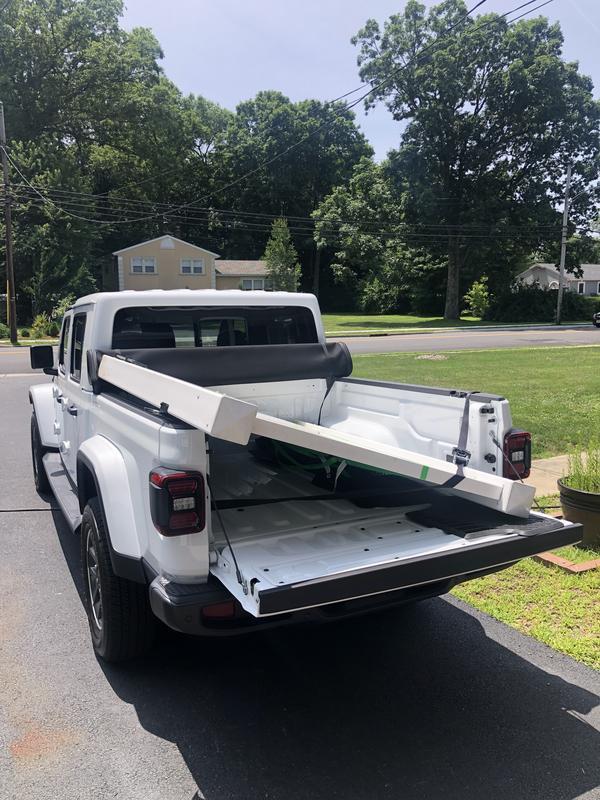 Jeep Gladiator Finally the bed hauling... 27494-EC9-46-F8-4-CF3-B5-D3-9231-A1253358