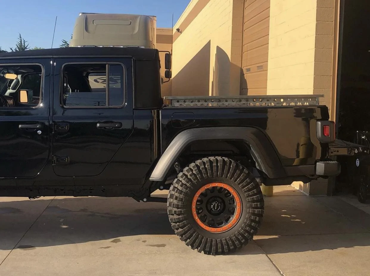 Jeep Gladiator BLACK Gladiator JT Club B8B0EB5A-7063-4B0B-BB08-6D559CEB80C9