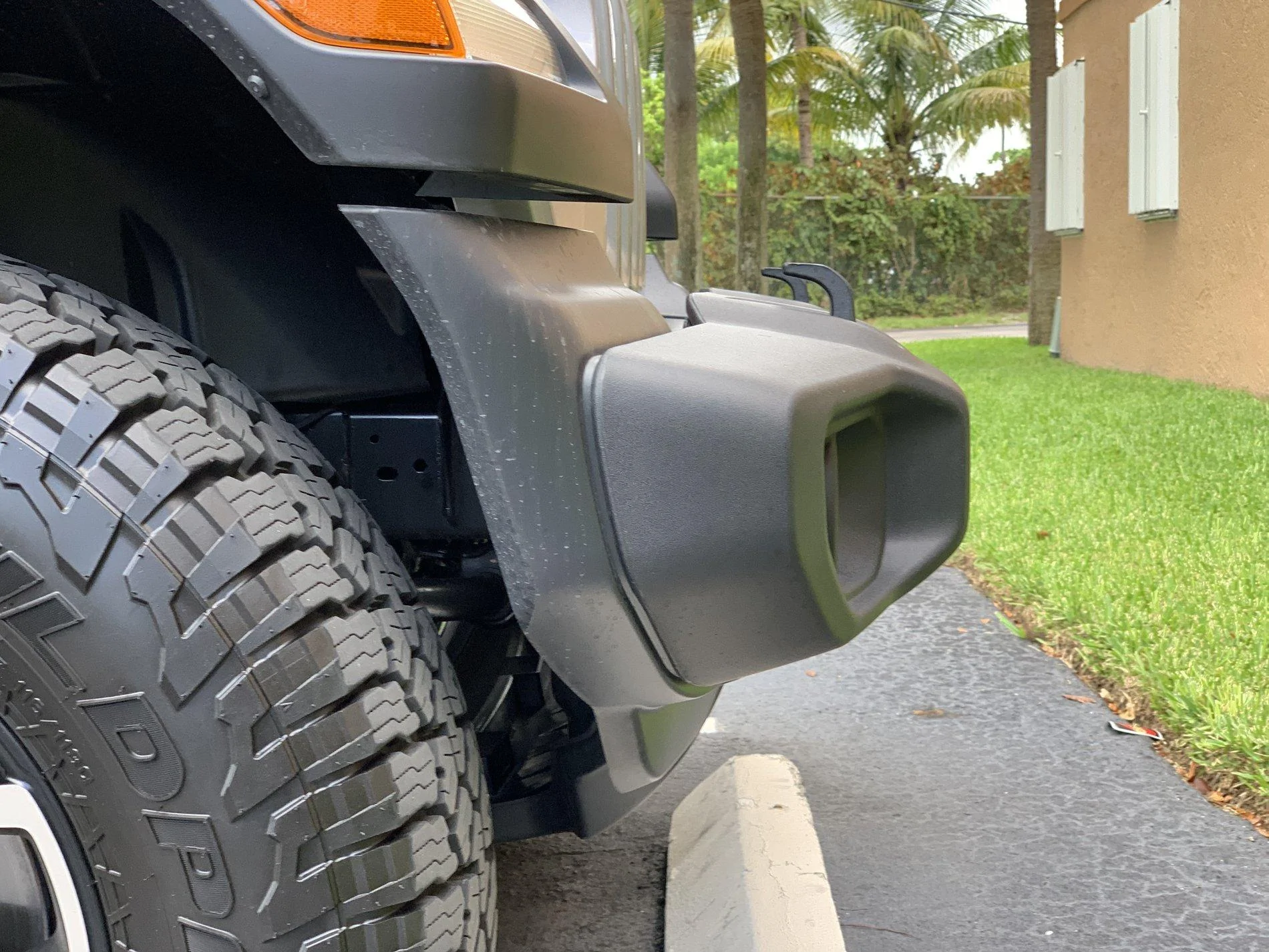 Jeep Gladiator Selling JK Front Stock Bumper 451901F7-3A63-4A77-9B0C-1611BB7D282C