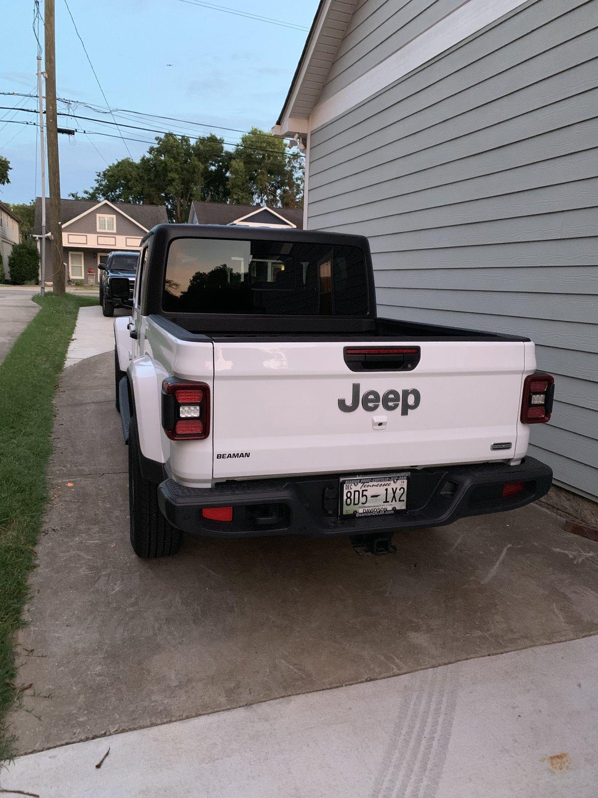 Jeep Gladiator Gladiator Window Sticker and Build Sheet Order Tracking 75E747D0-6698-4558-A936-7D195F3FCB9A